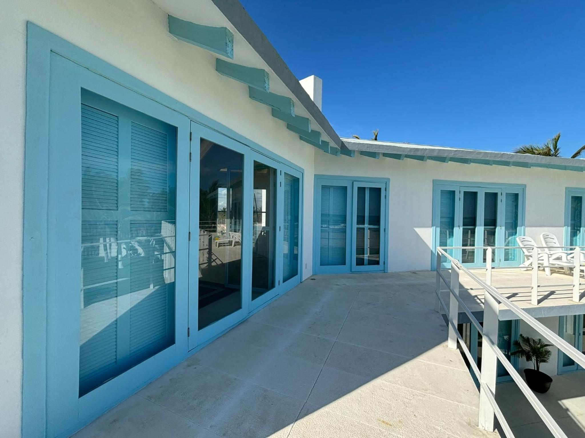 Deluxe Double Room with Balcony and Sea View photo 3