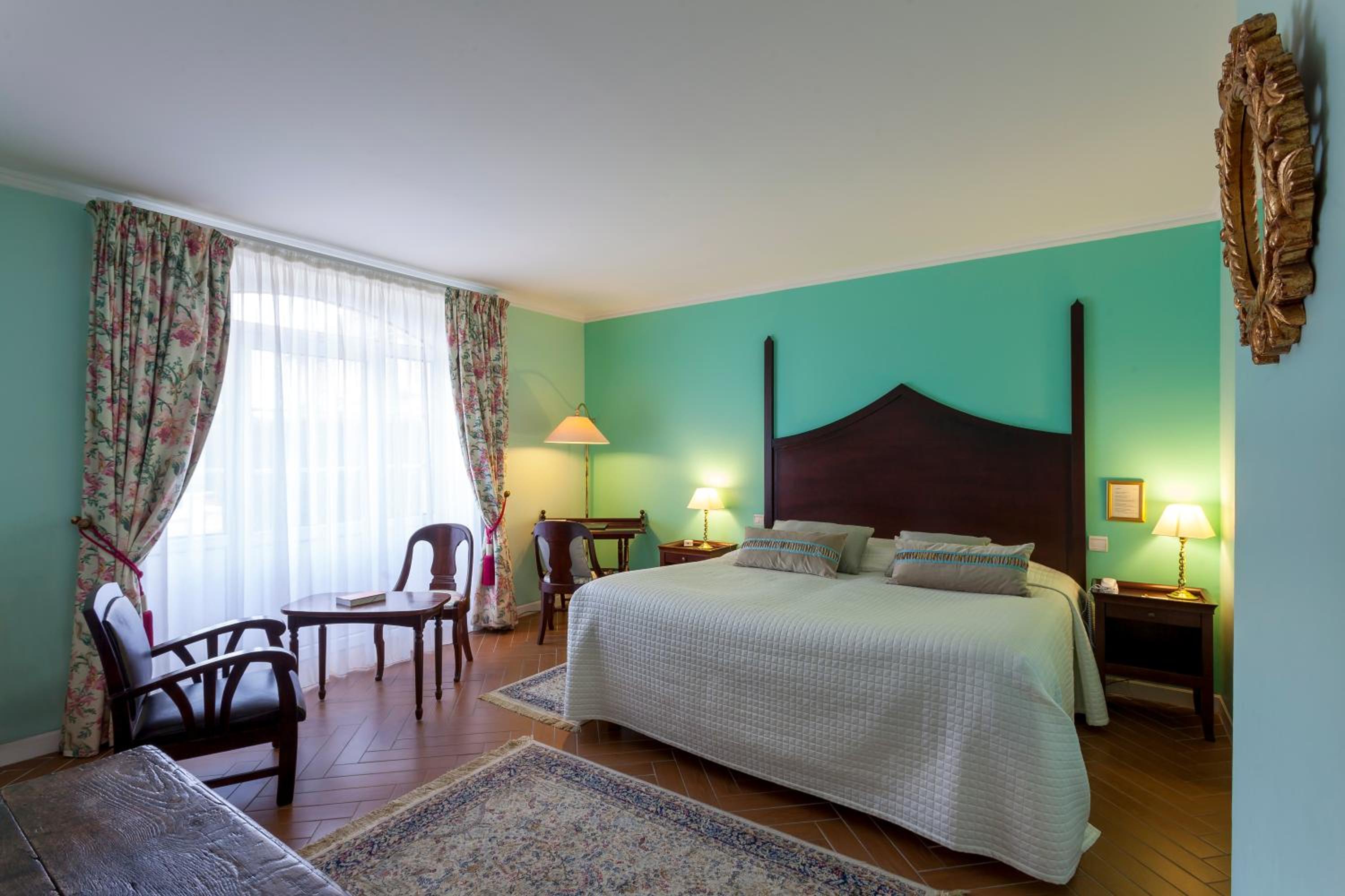 Deluxe Double Room - Photo 1