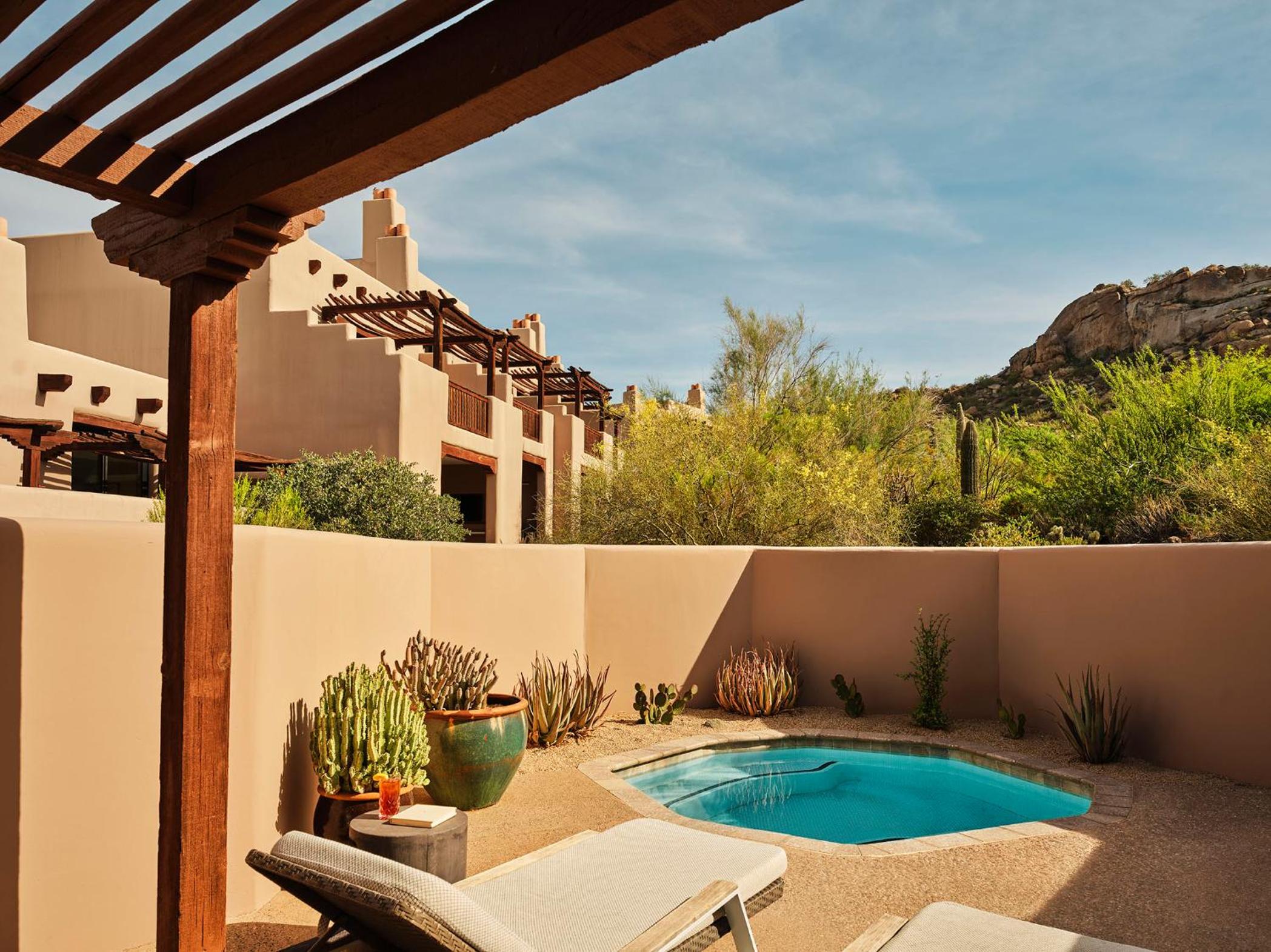 One-Bedroom Oasis Plunge Pool King Suite - Photo 1