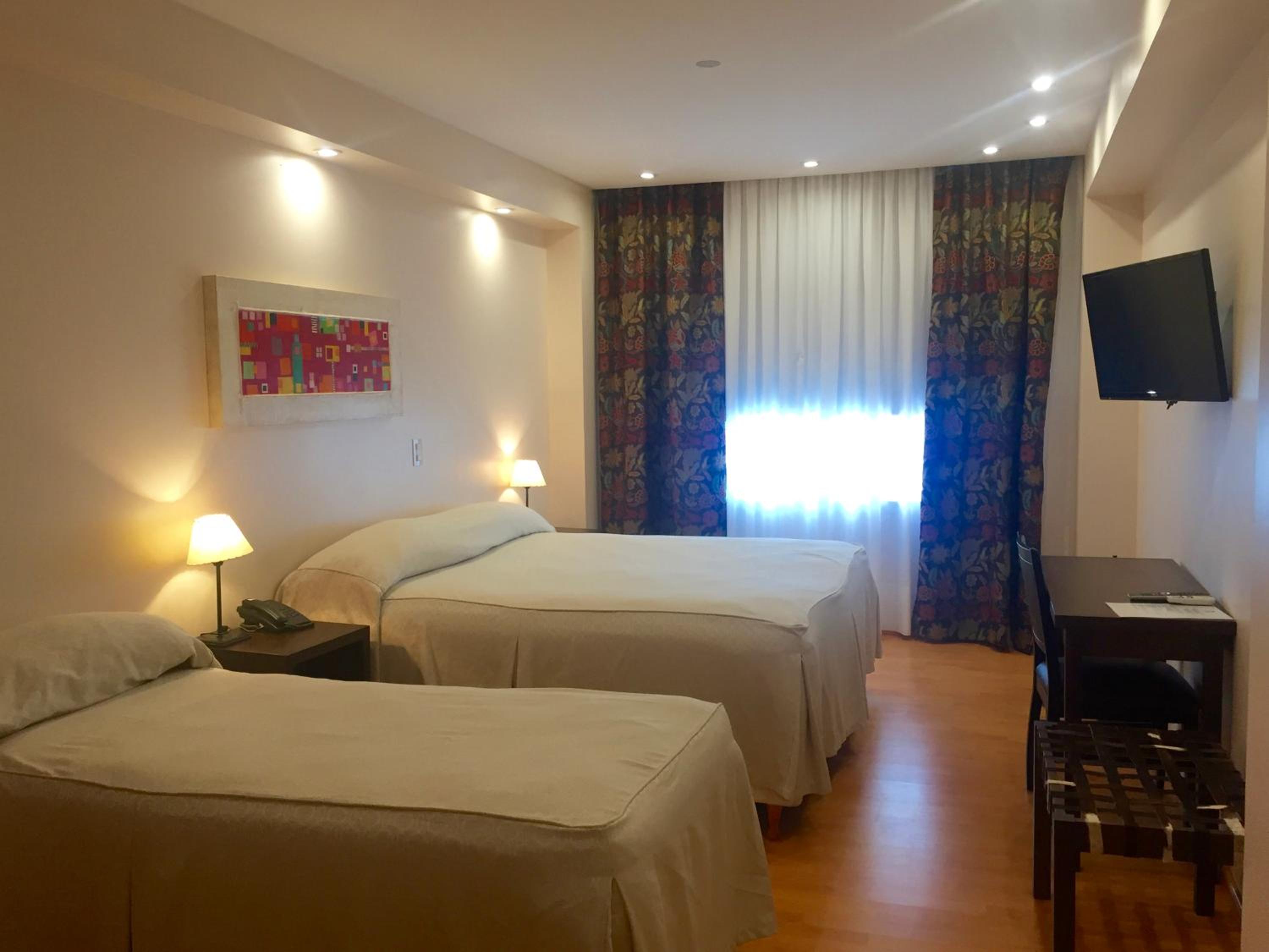 Double or Twin Room photo 2