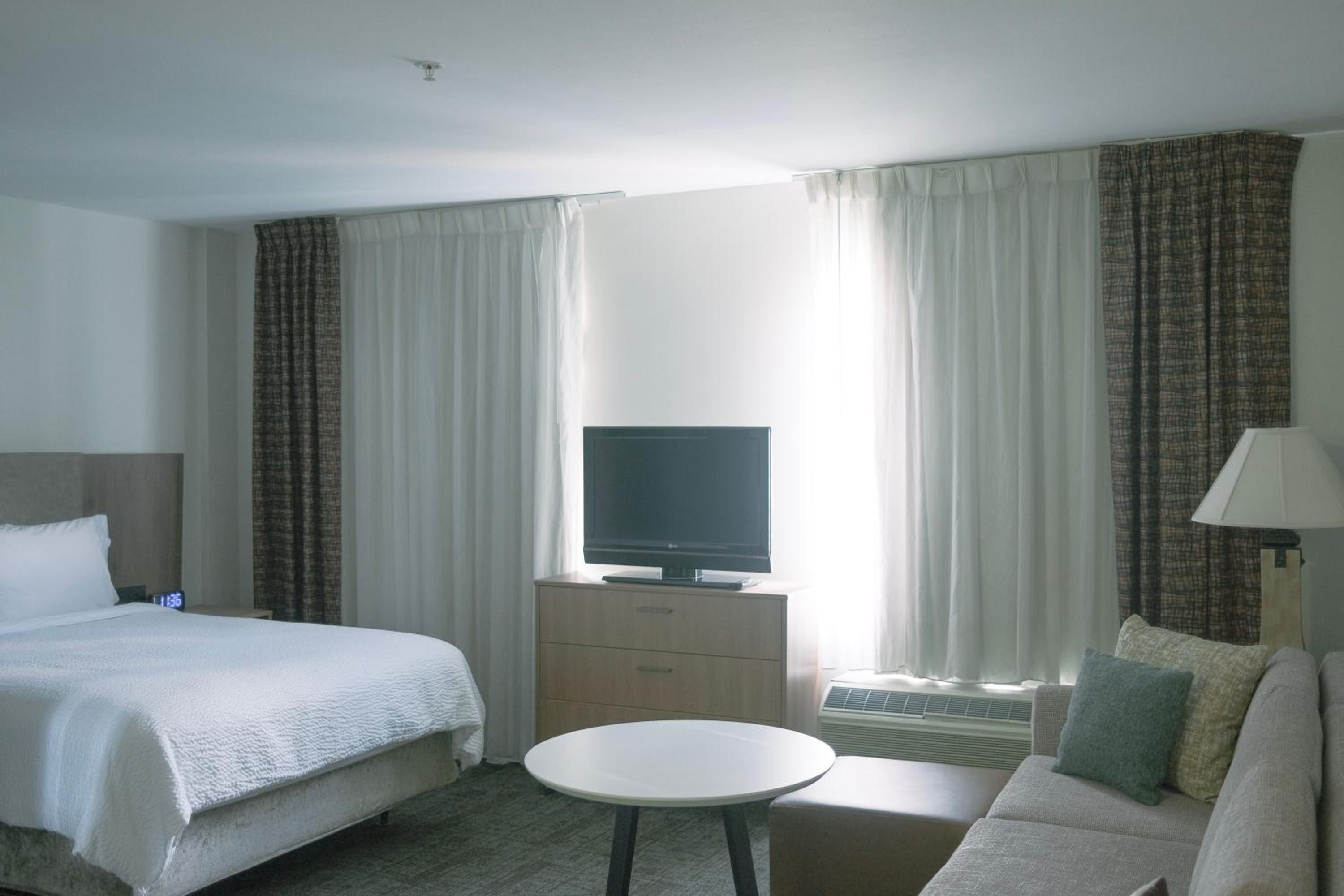 Standard Room - Photo 8