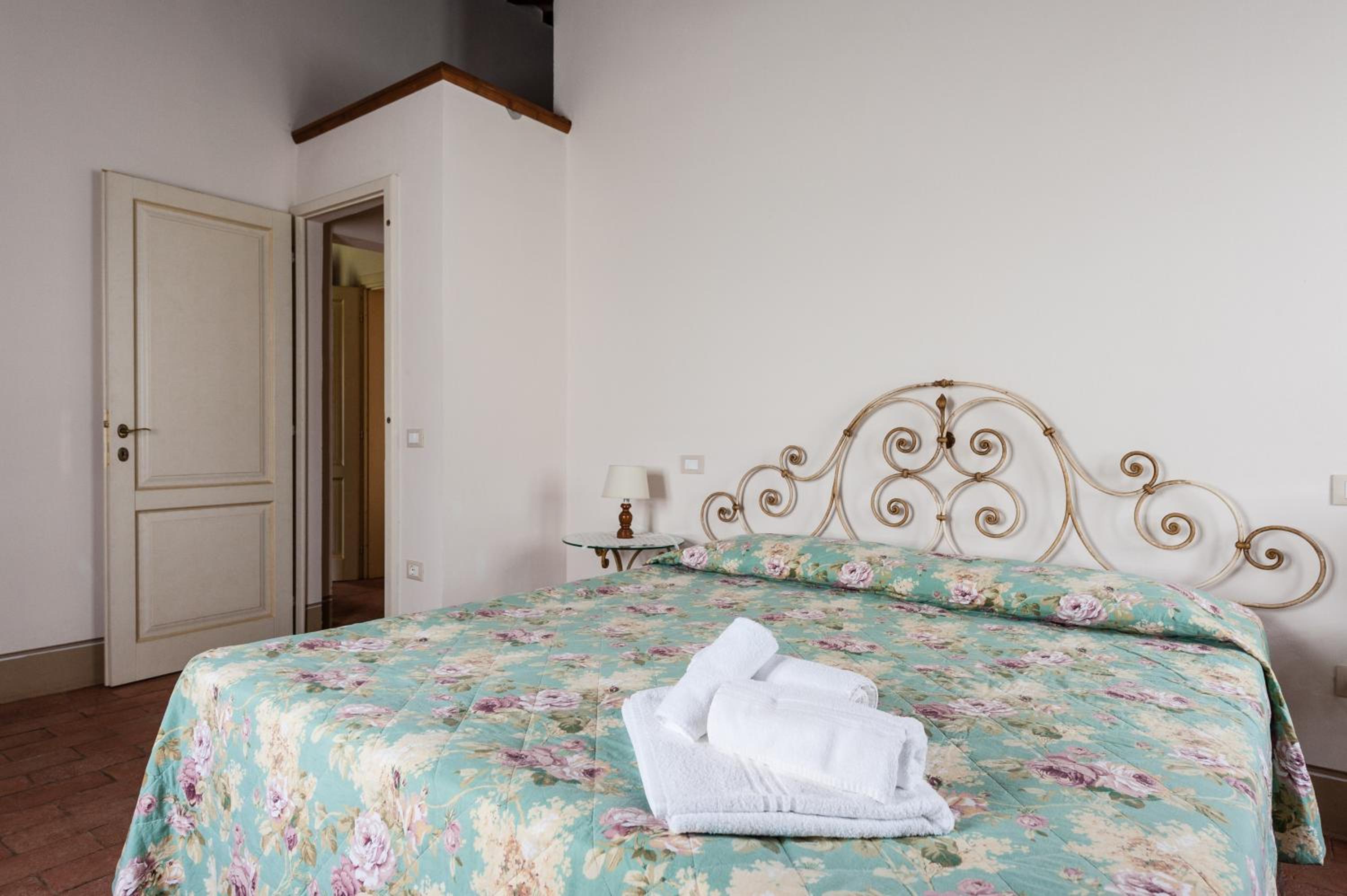 One-Bedroom House photo 2