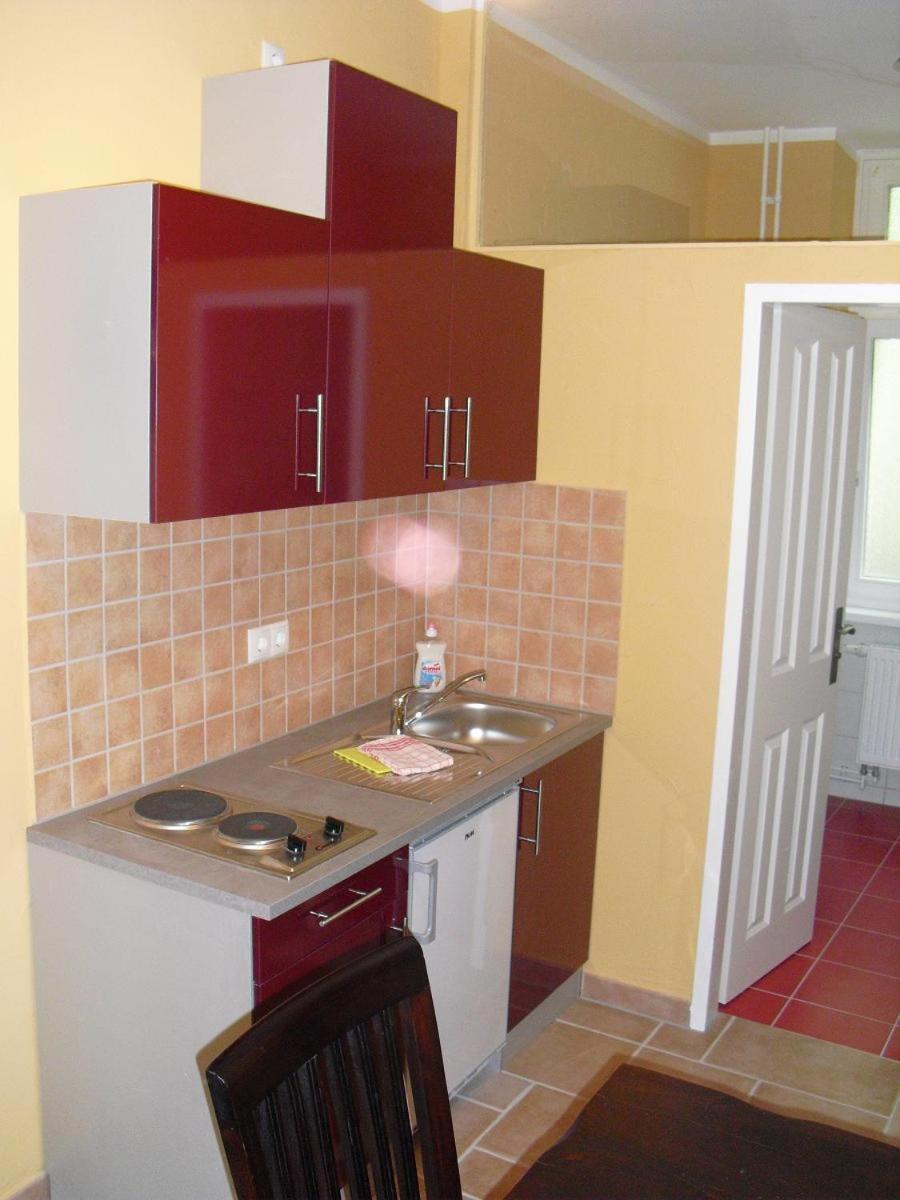 Room No. 9 photo 2