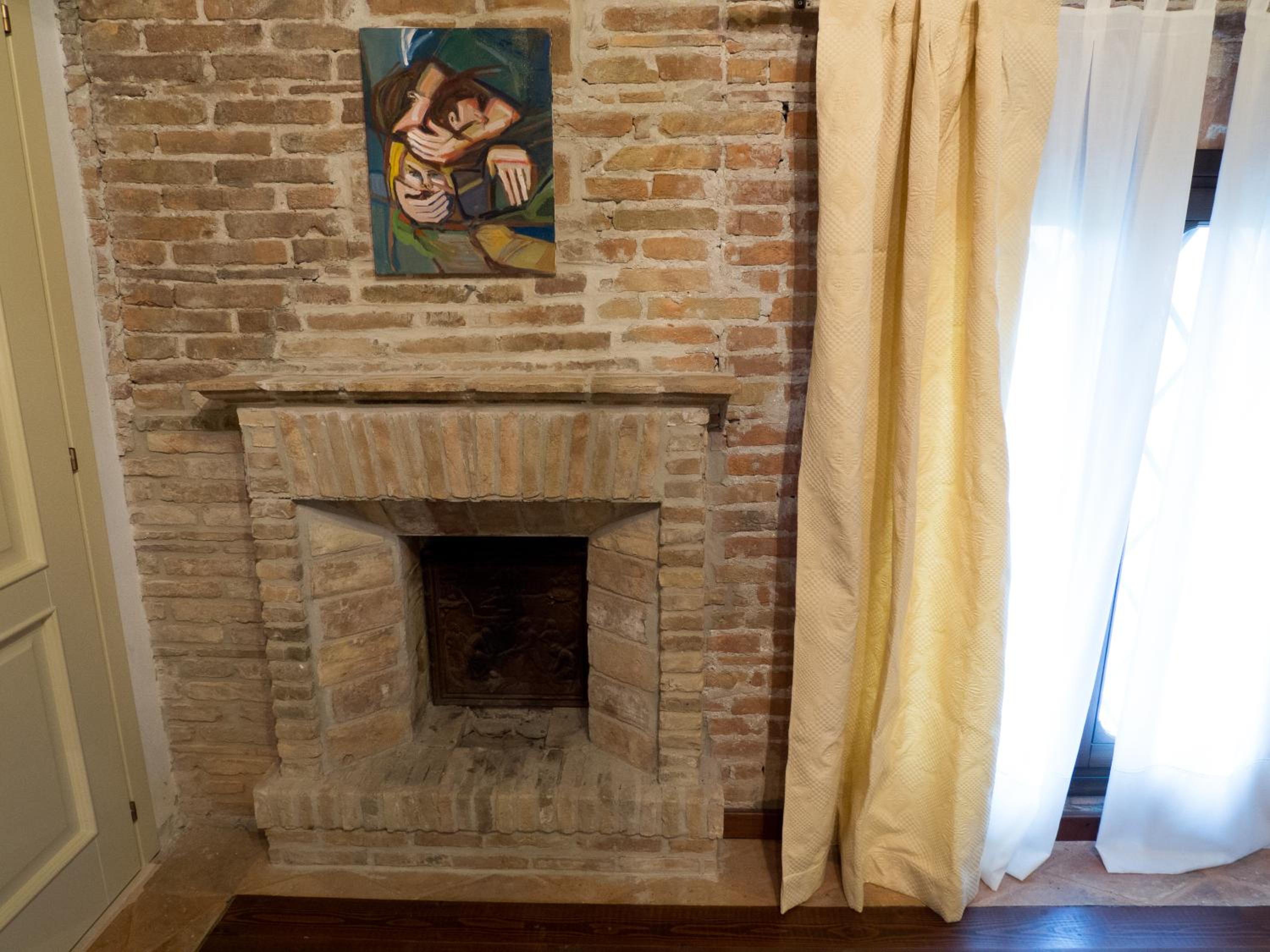 Deluxe Suite - Photo 8