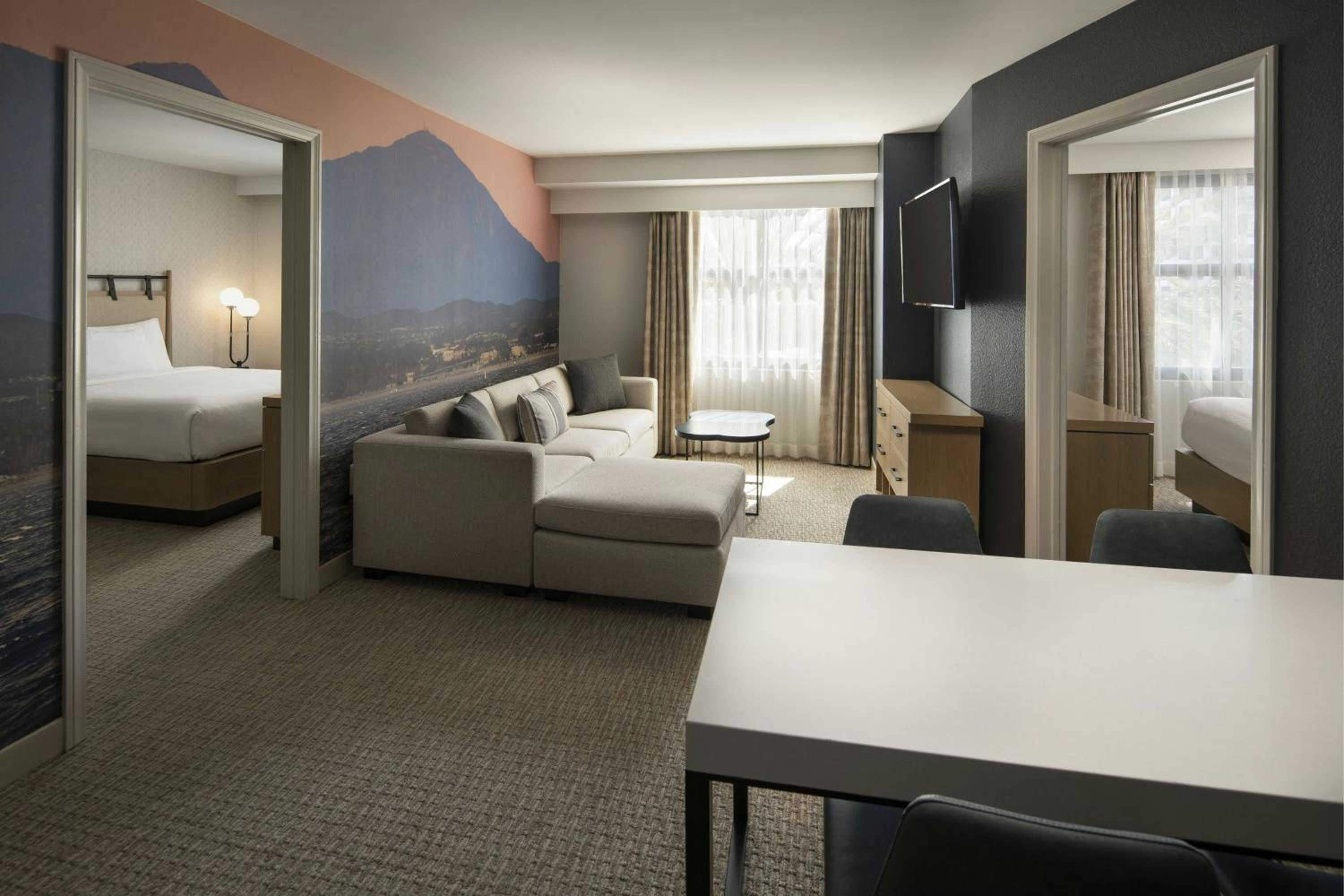 Two-Bedroom Corner Suite - Mobility and Hearing Accessible with Roll-in Shower photo 1
