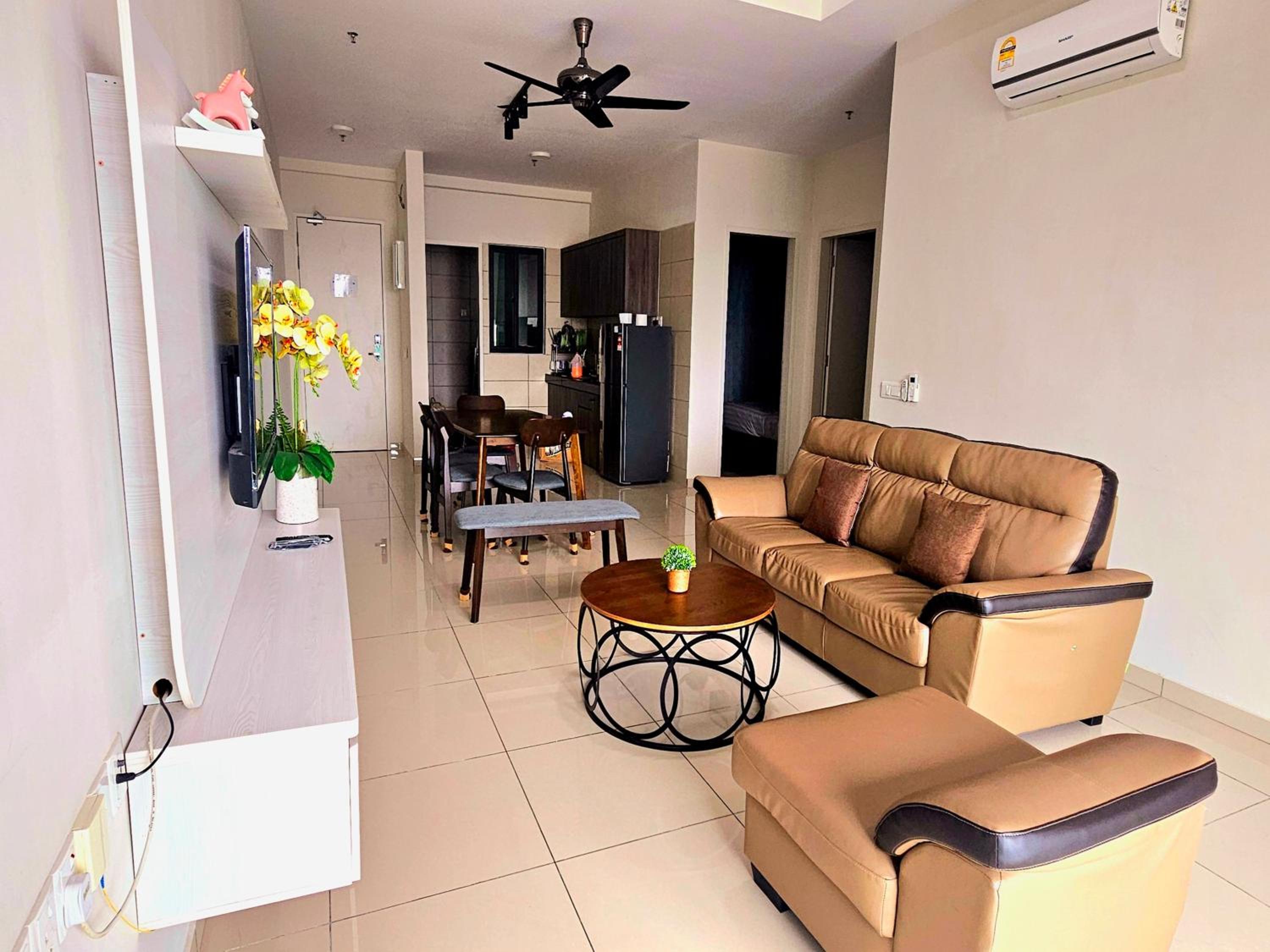 Three-Bedroom Premium Apartment with Balcony