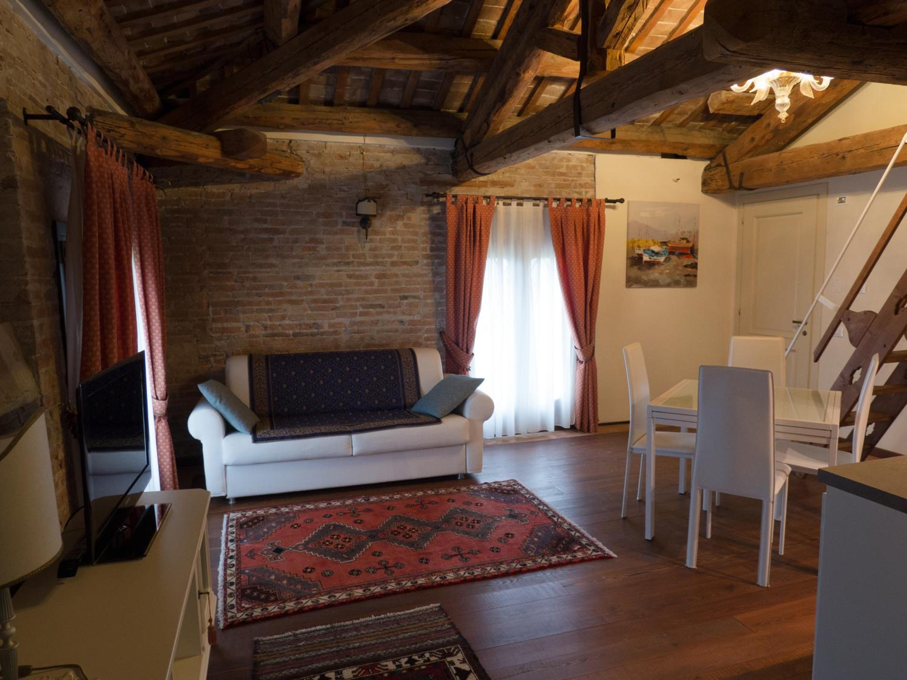 Suite with River View - Photo 1