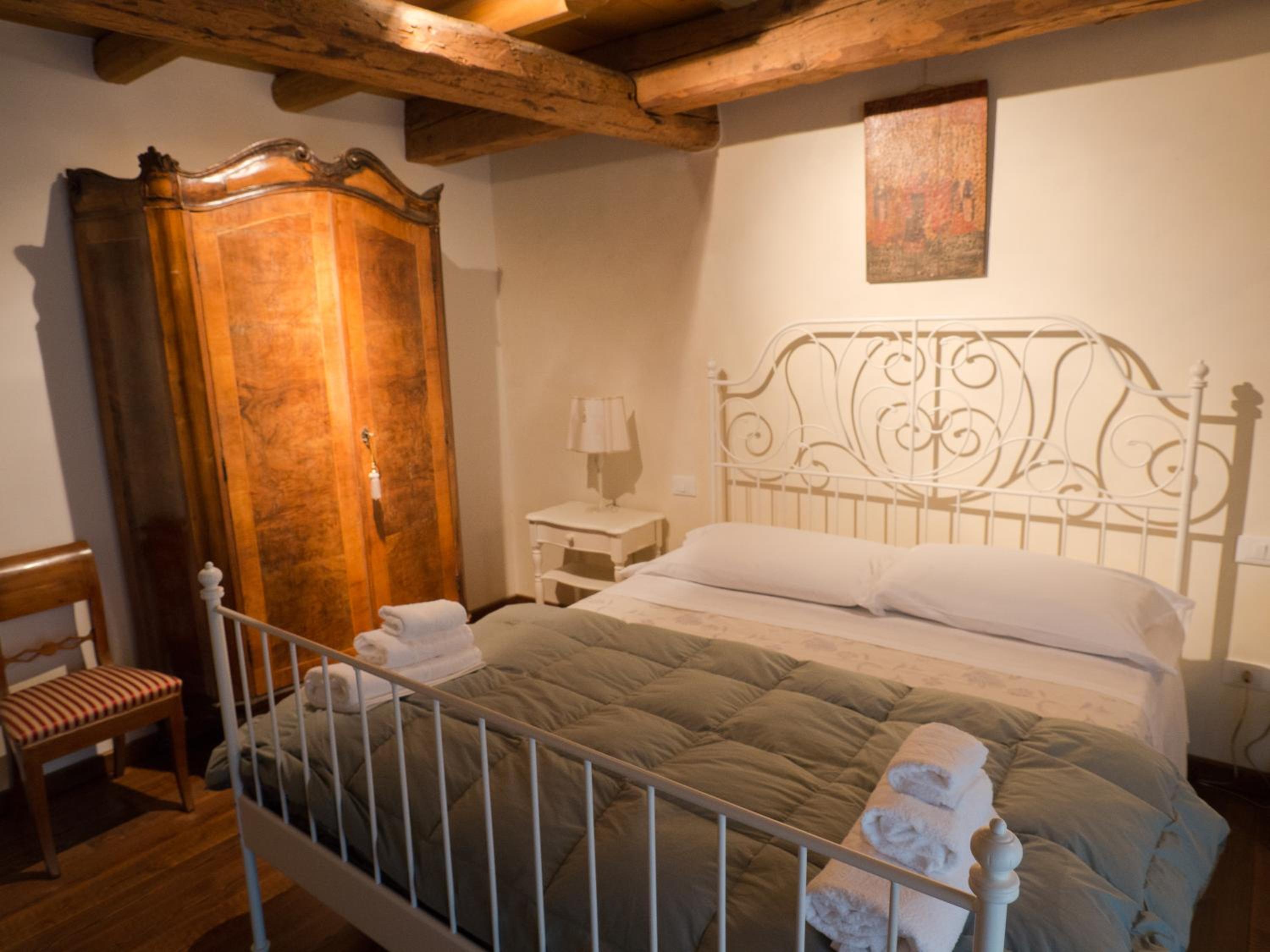 Suite with River View - Photo 6