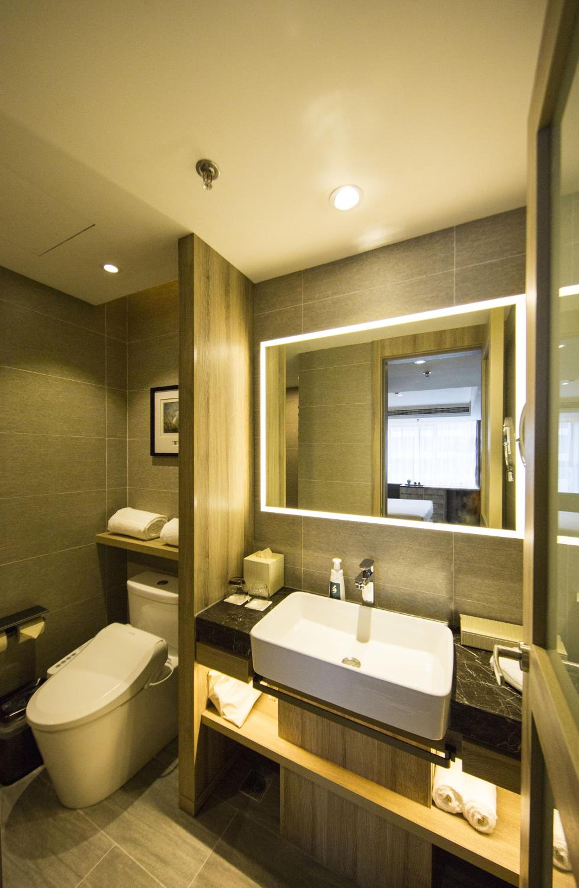 Elegent Twin Room photo 3