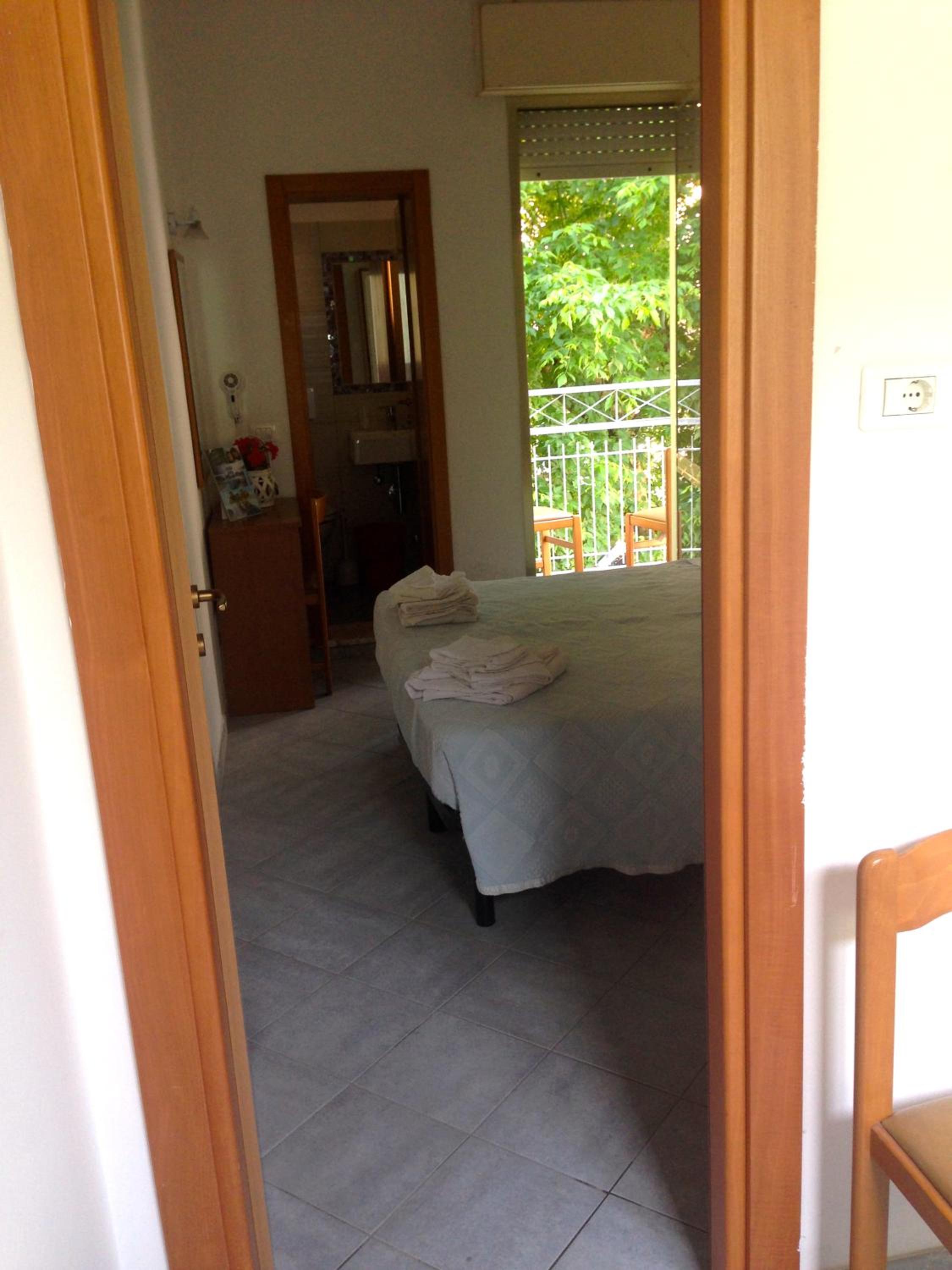 Quadruple Room - Photo 4