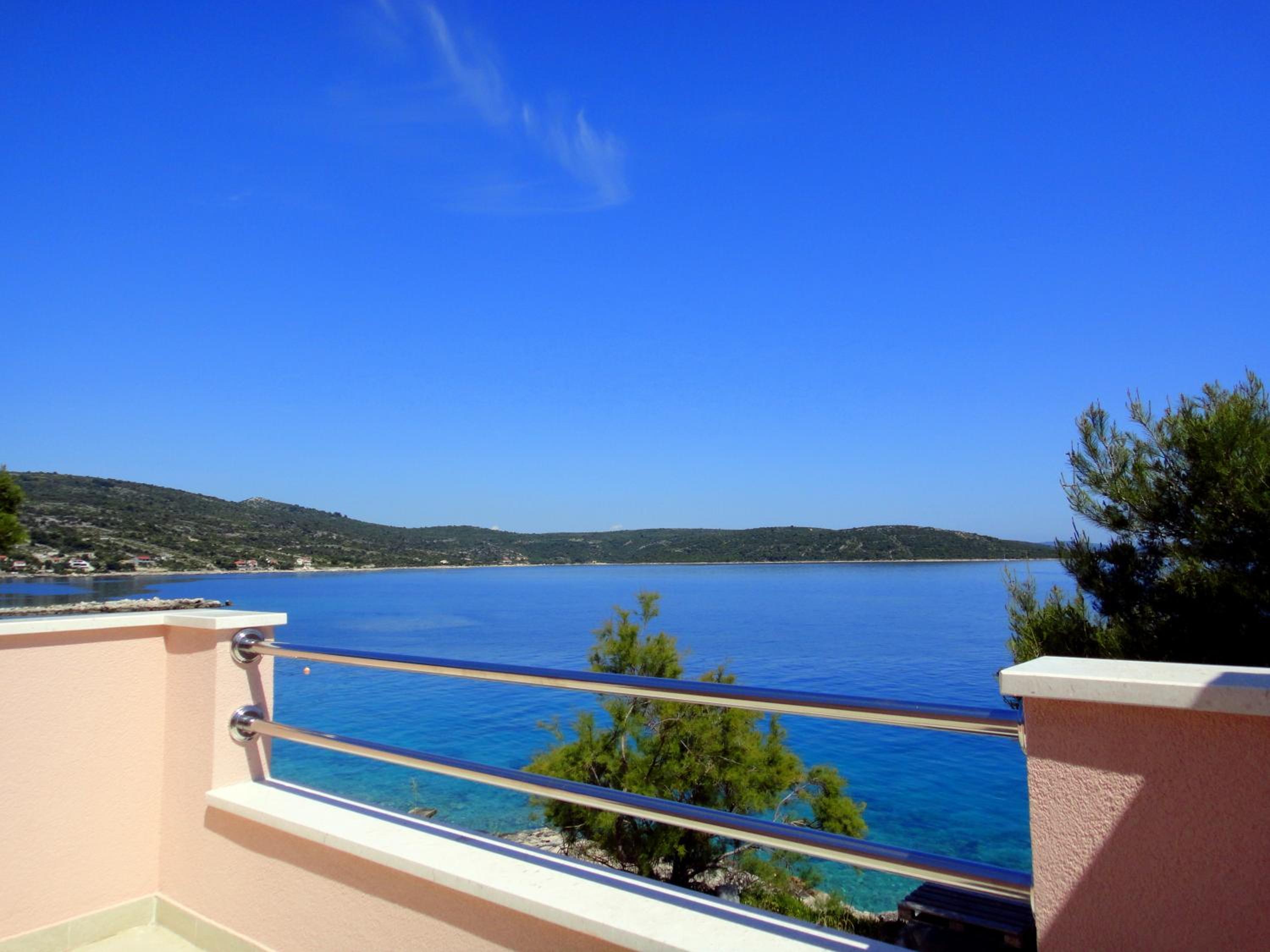 Apartment with Terrace photo 2