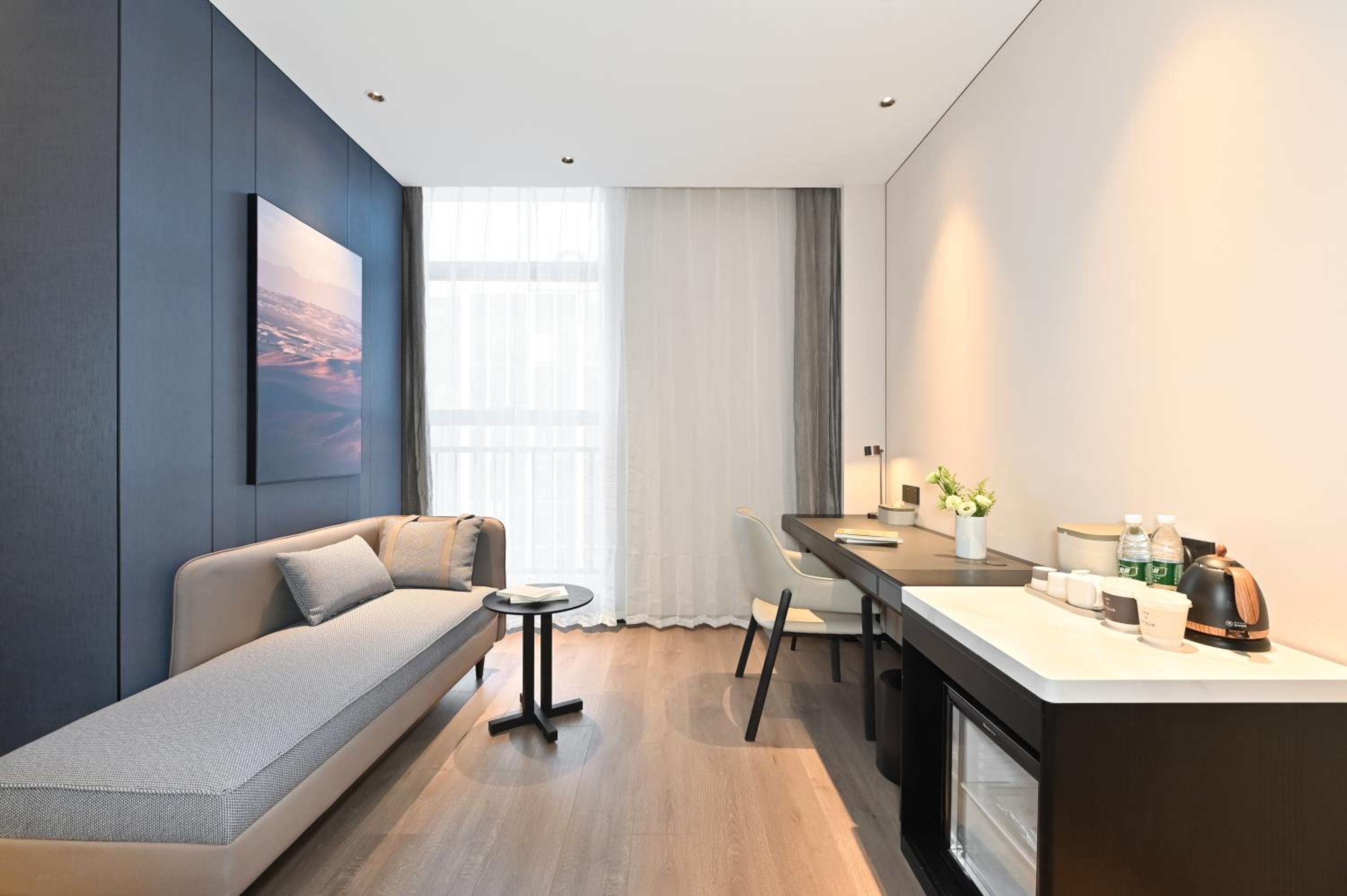 Executive Queen Room 