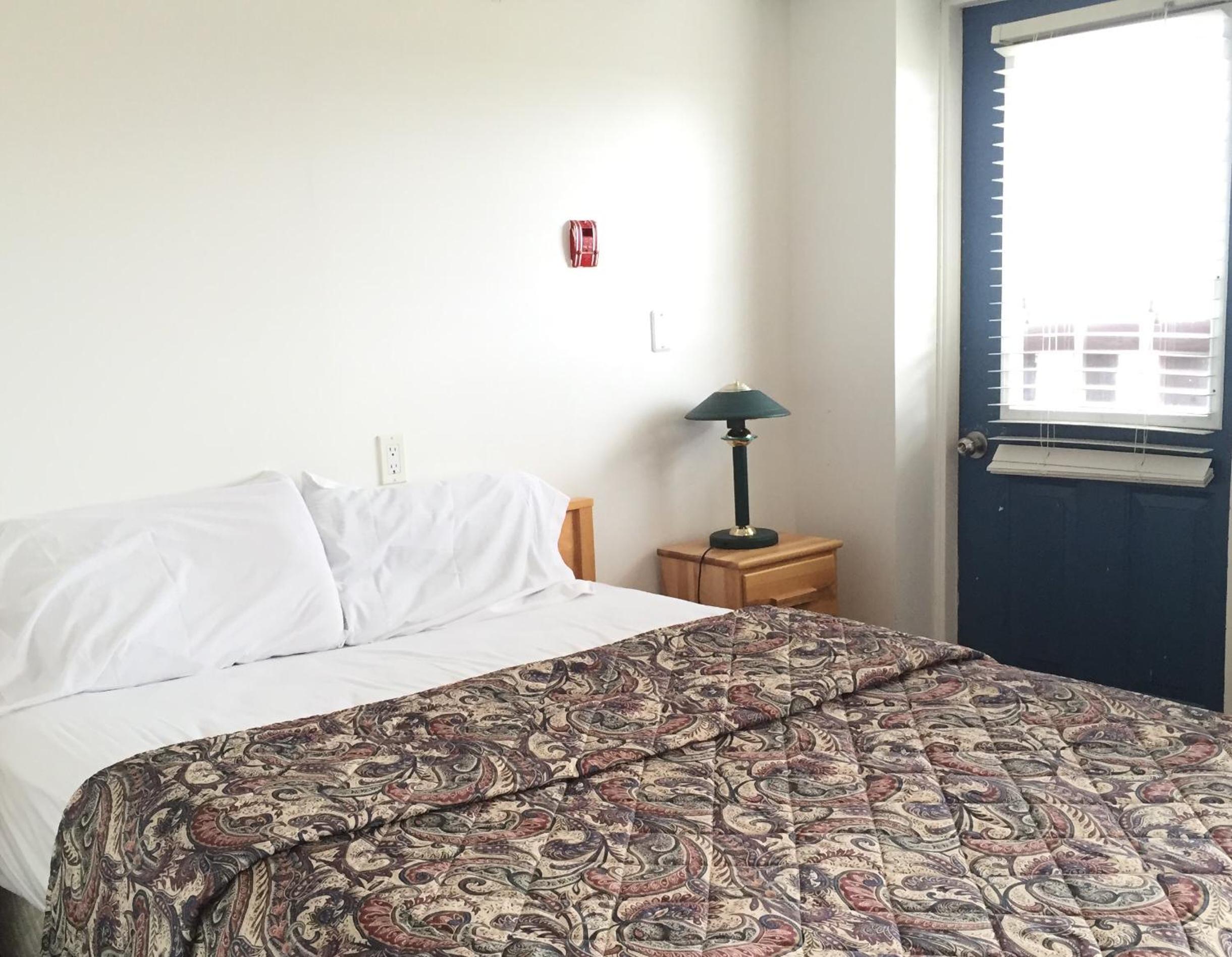 Economy Single Room with shower