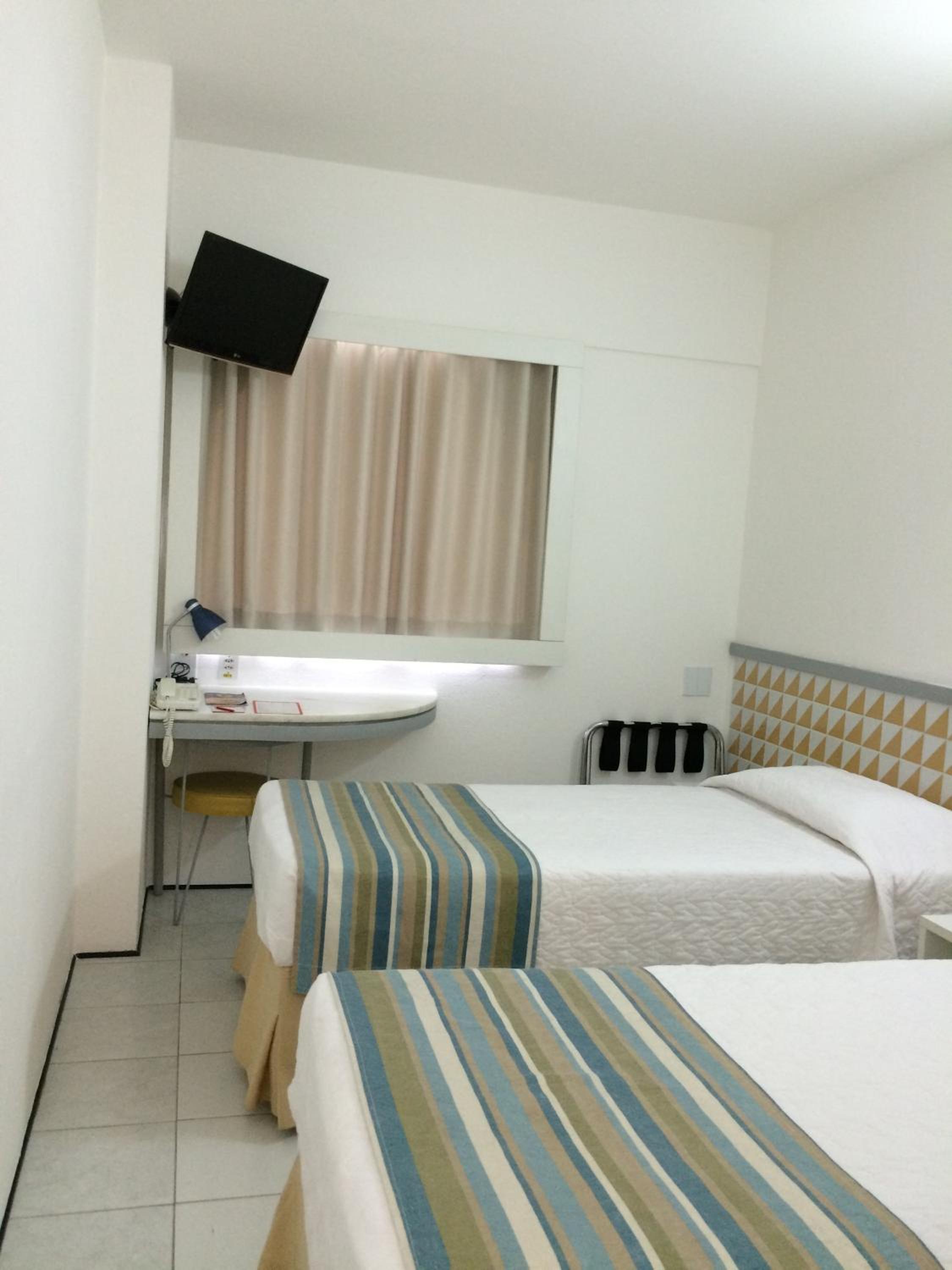 Standard Twin Room photo 3