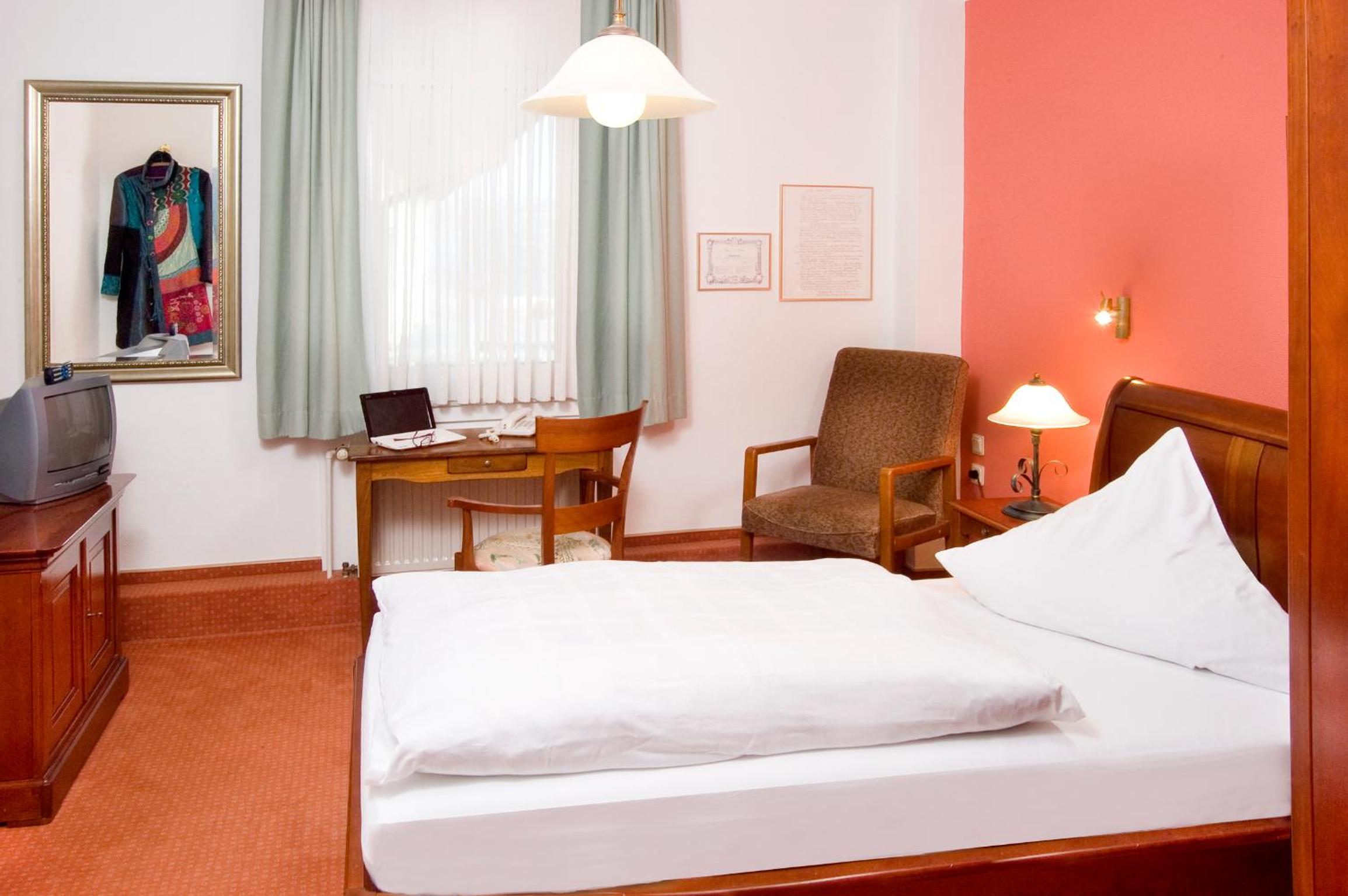 Standard Single Room