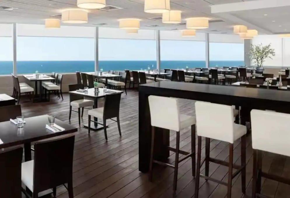Family Room with Sea View