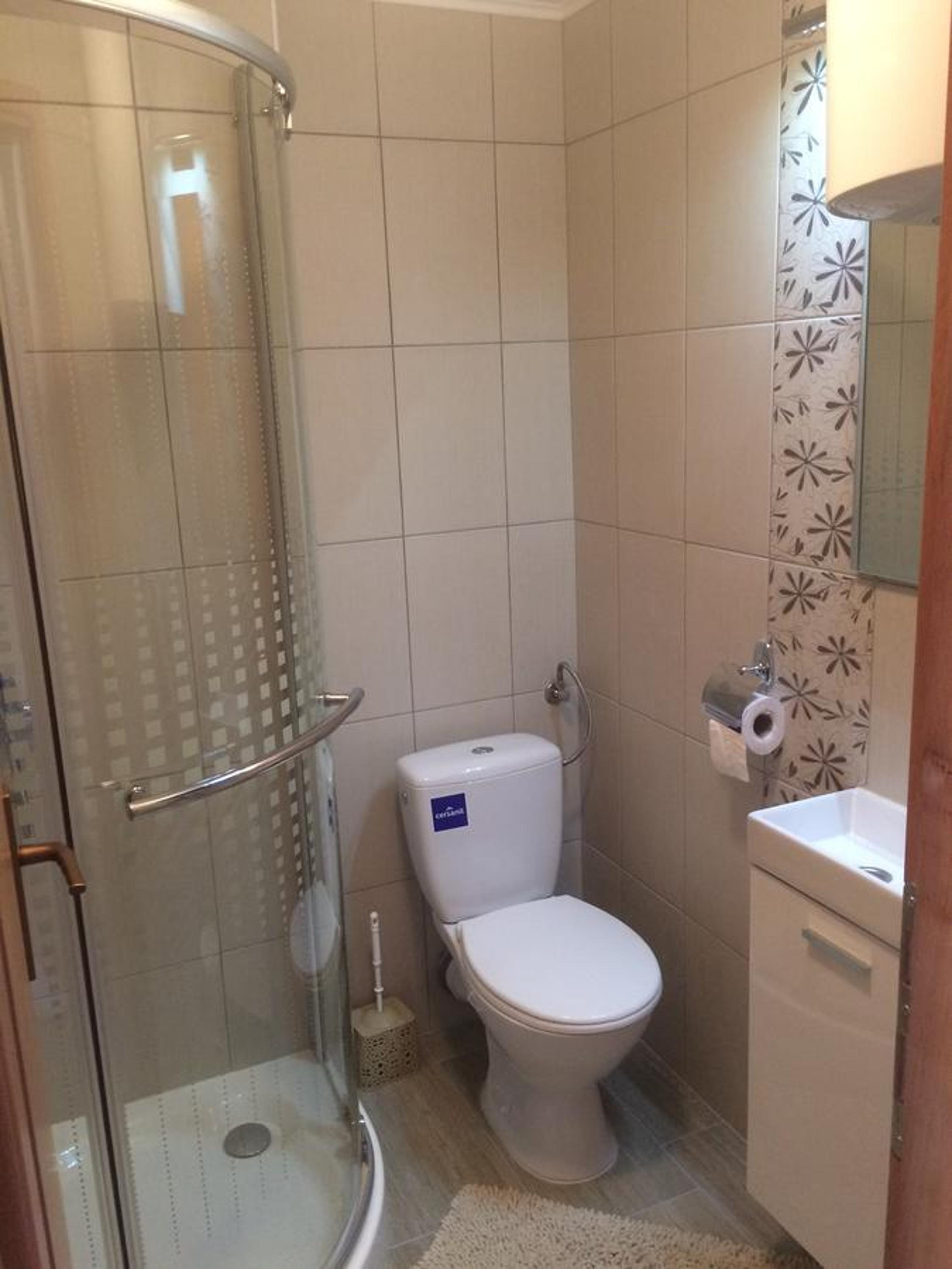 Two-Bedroom Suite - Photo 14