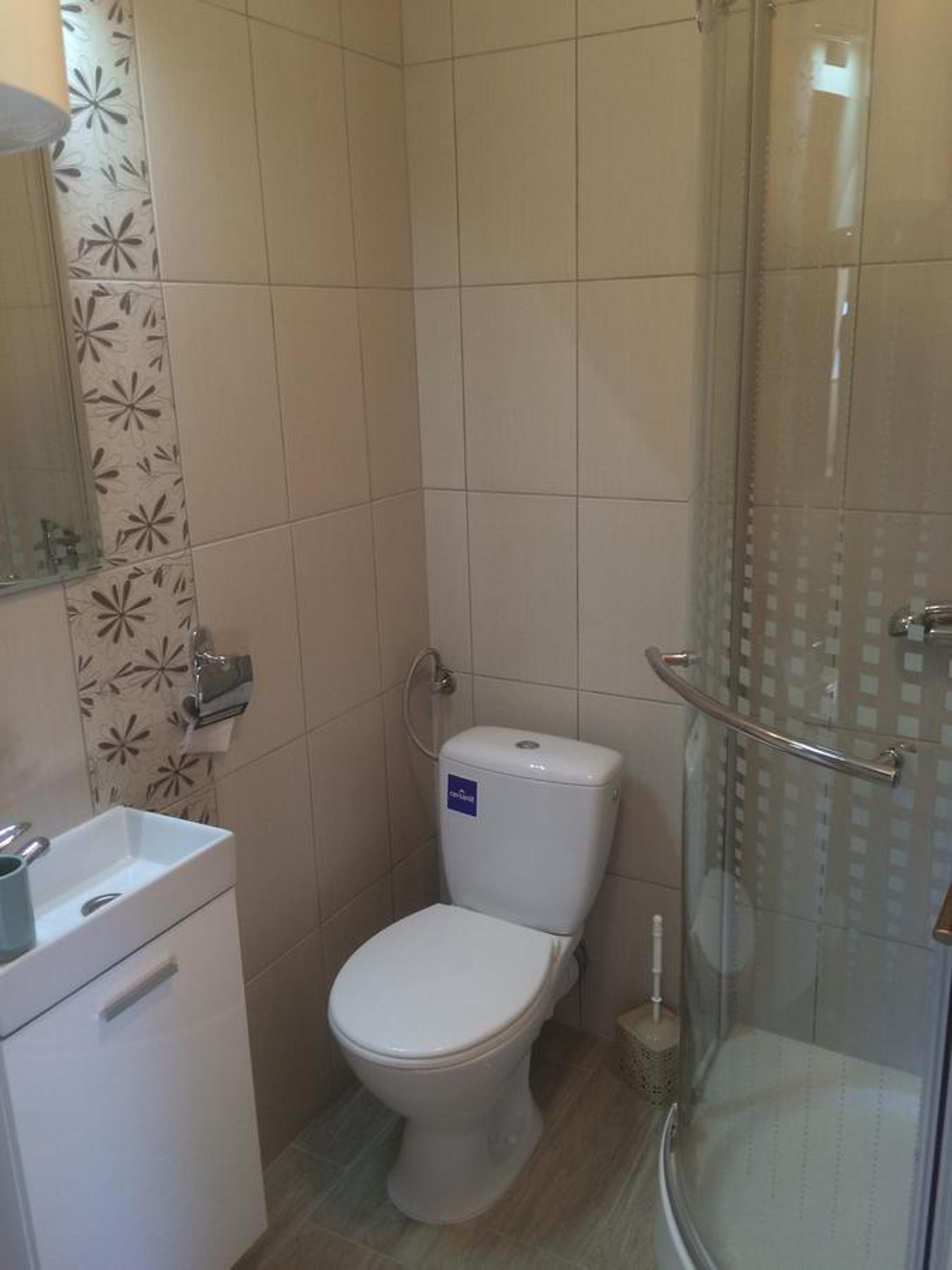 Two-Bedroom Suite - Photo 13
