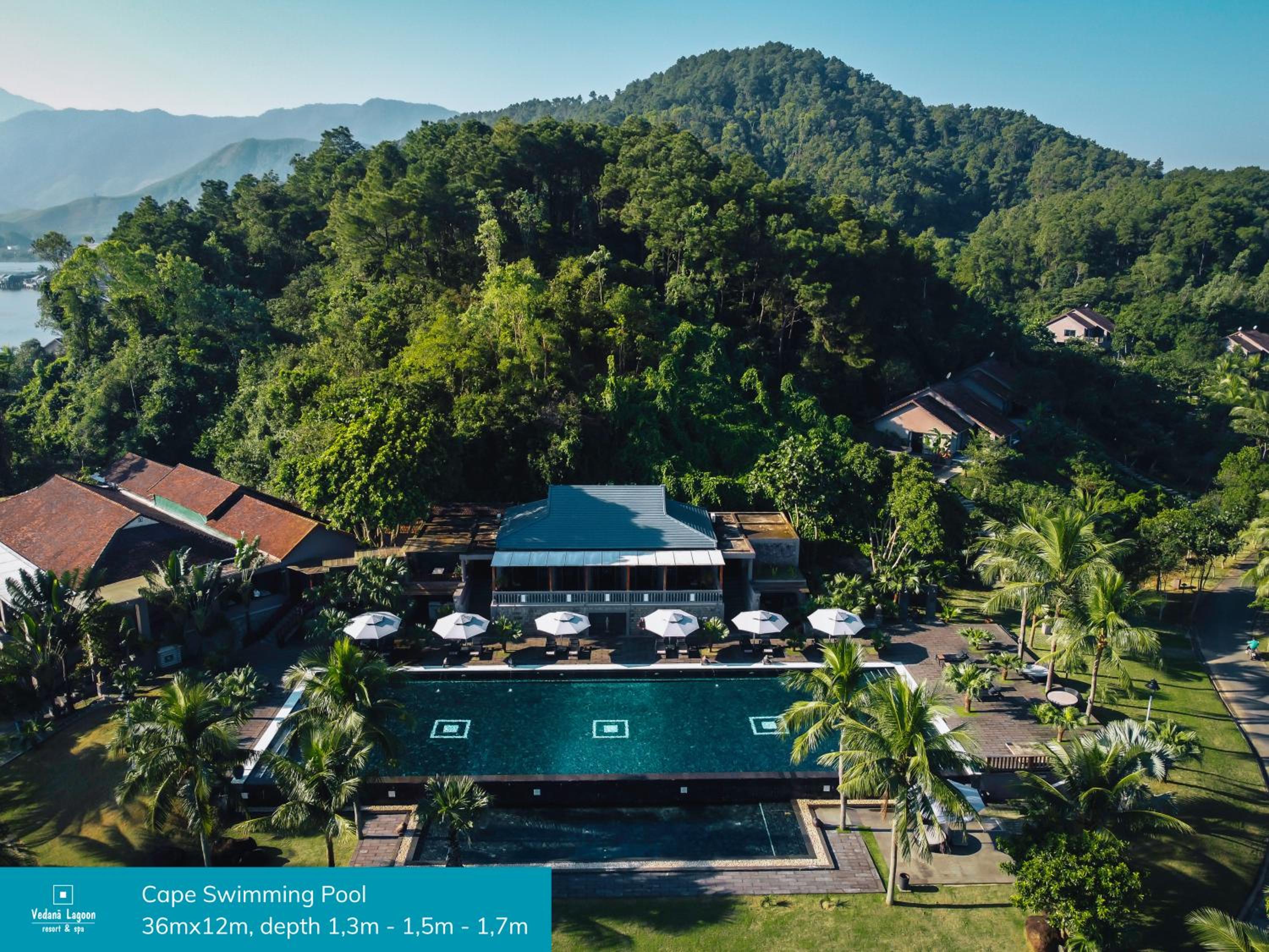 Water Pool Villa - Modern Style with Free Benefit & Spa - Photo 2