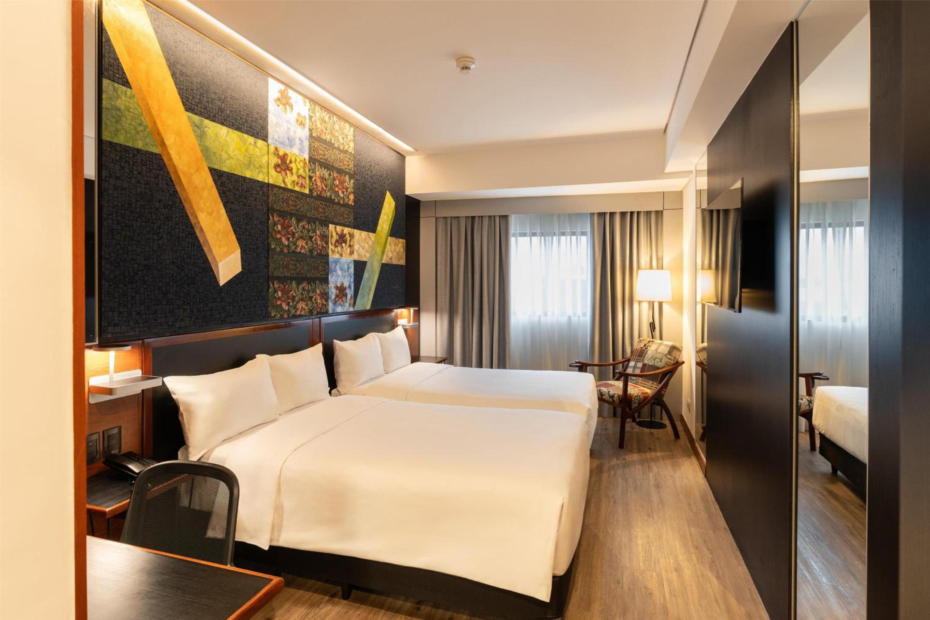 Twin Room - Photo 2
