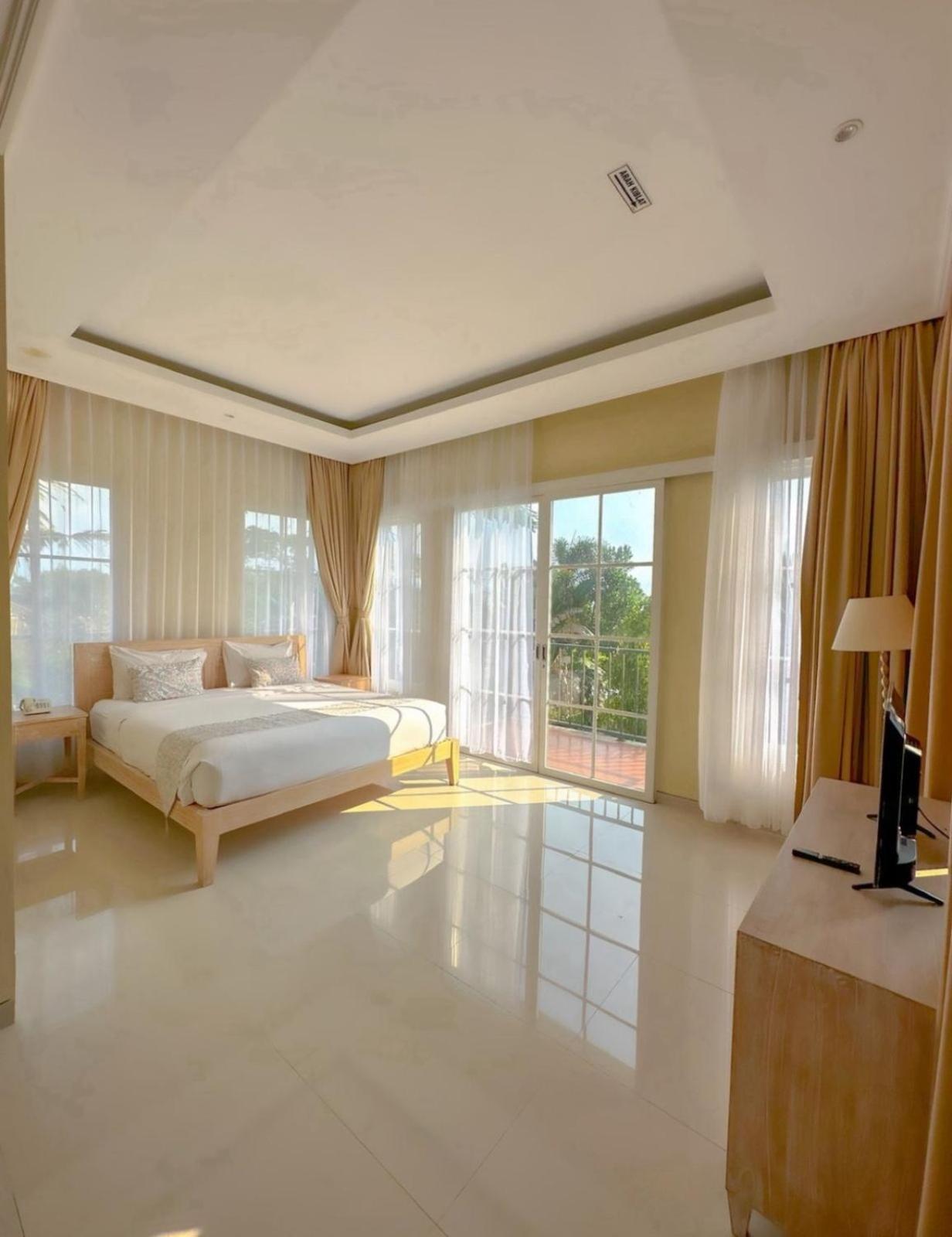 Deluxe Room - Photo 1