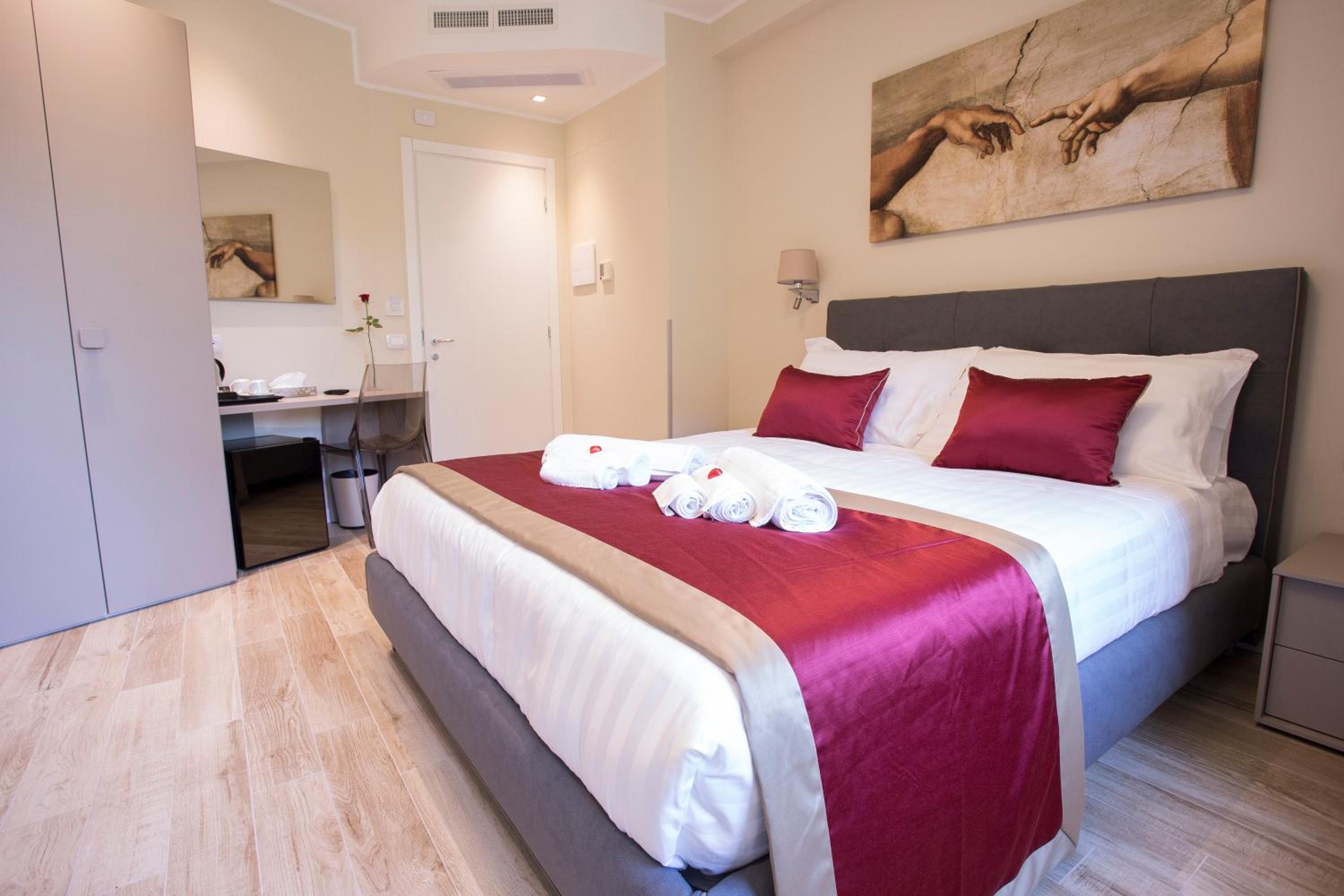 Deluxe Double Room with Balcony