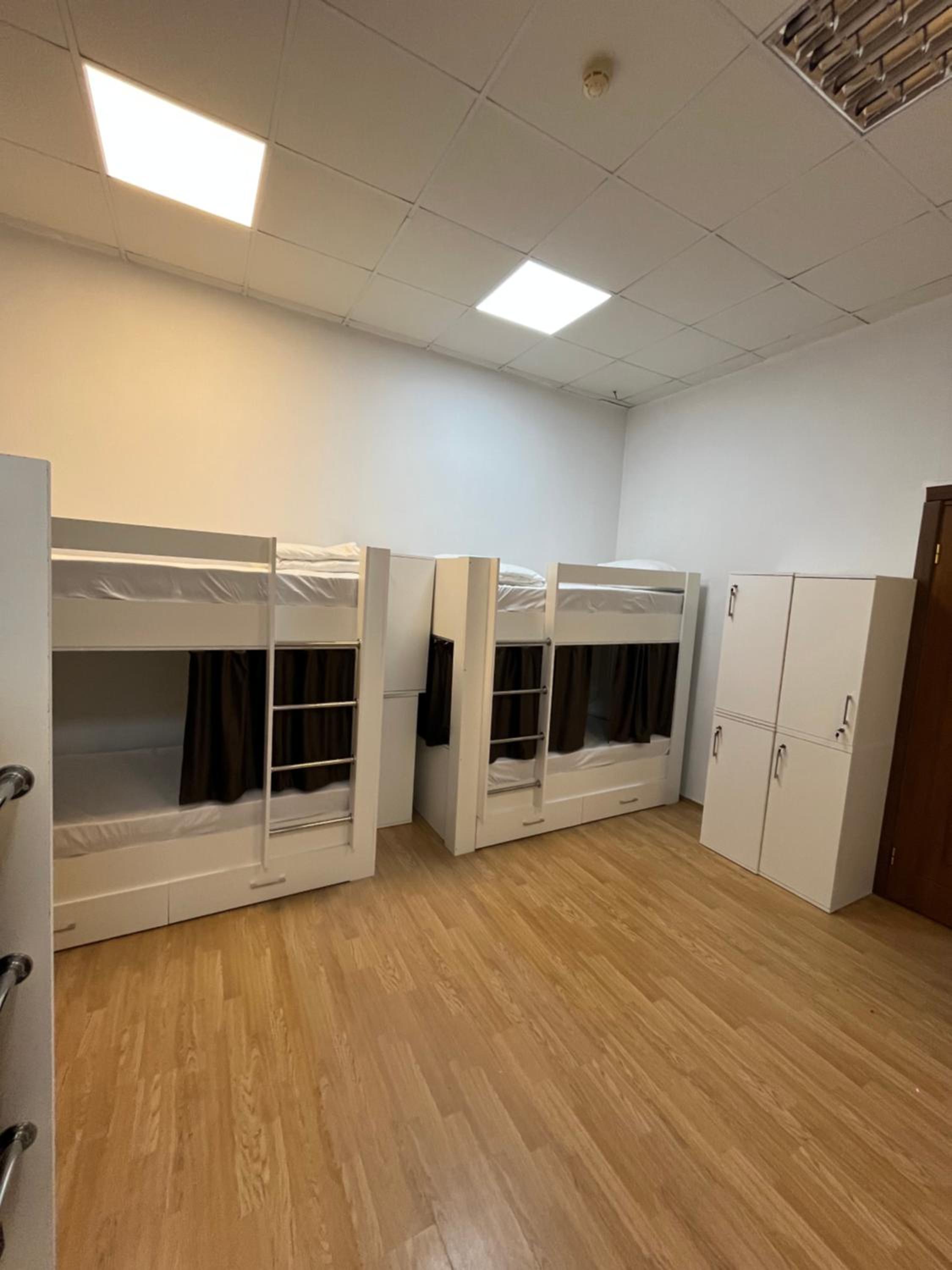 6-Bed Female Dormitory Room photo 3