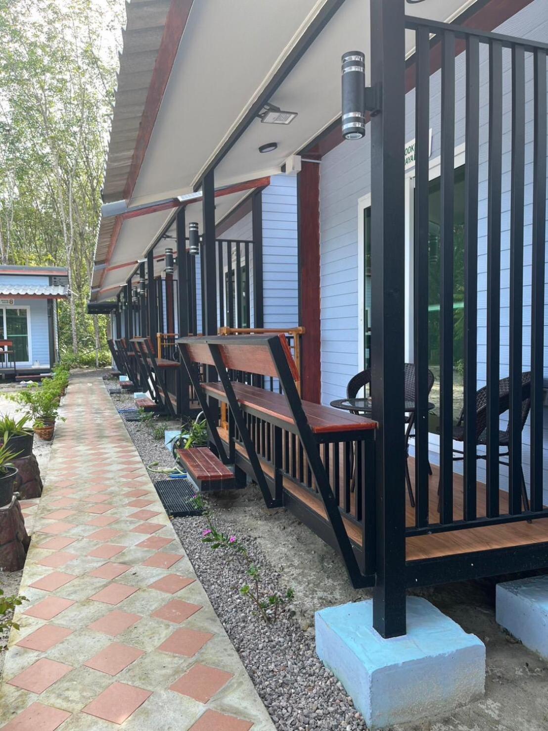 One-Bedroom Bungalow