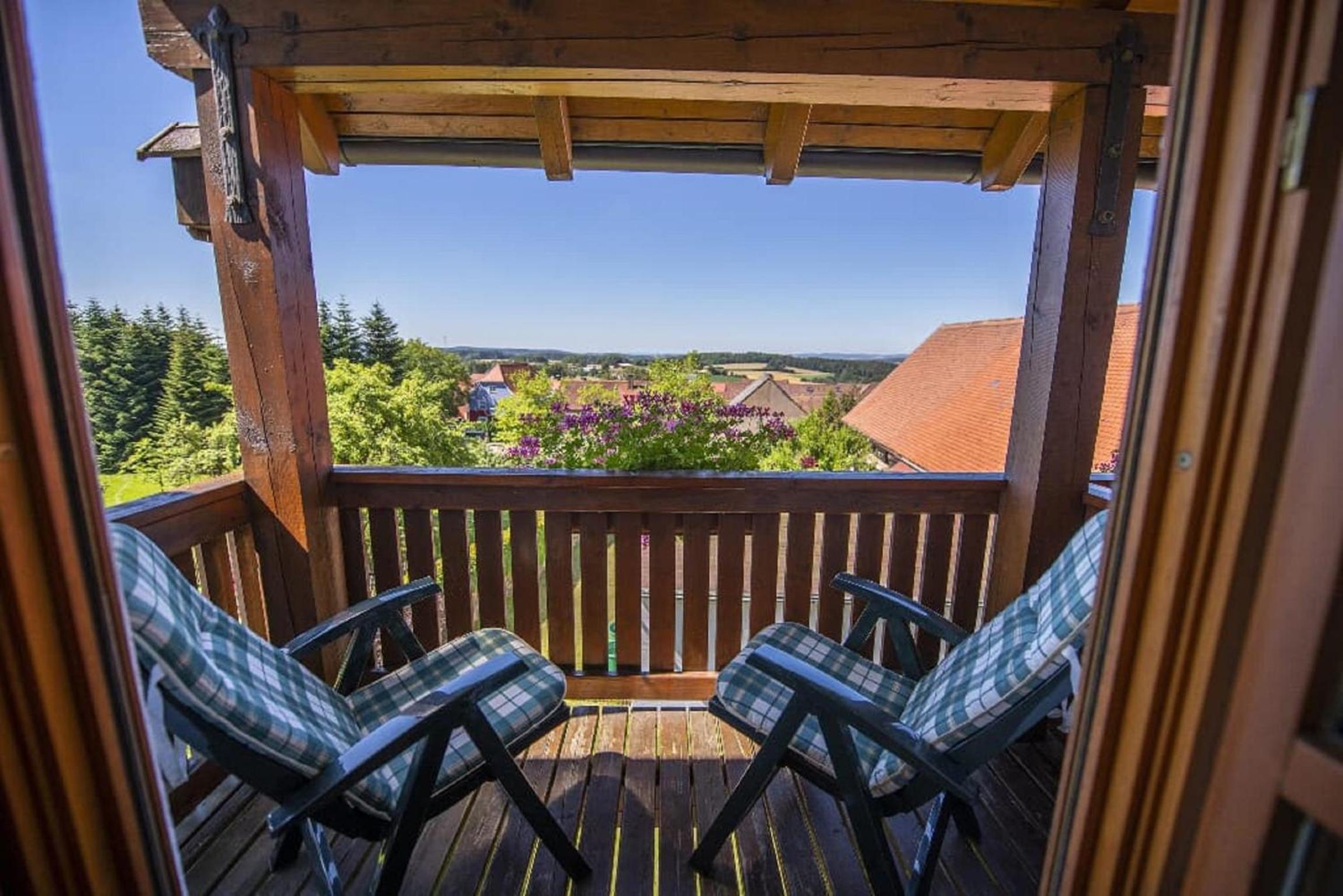 One-Bedroom Apartment with Balcony photo 2