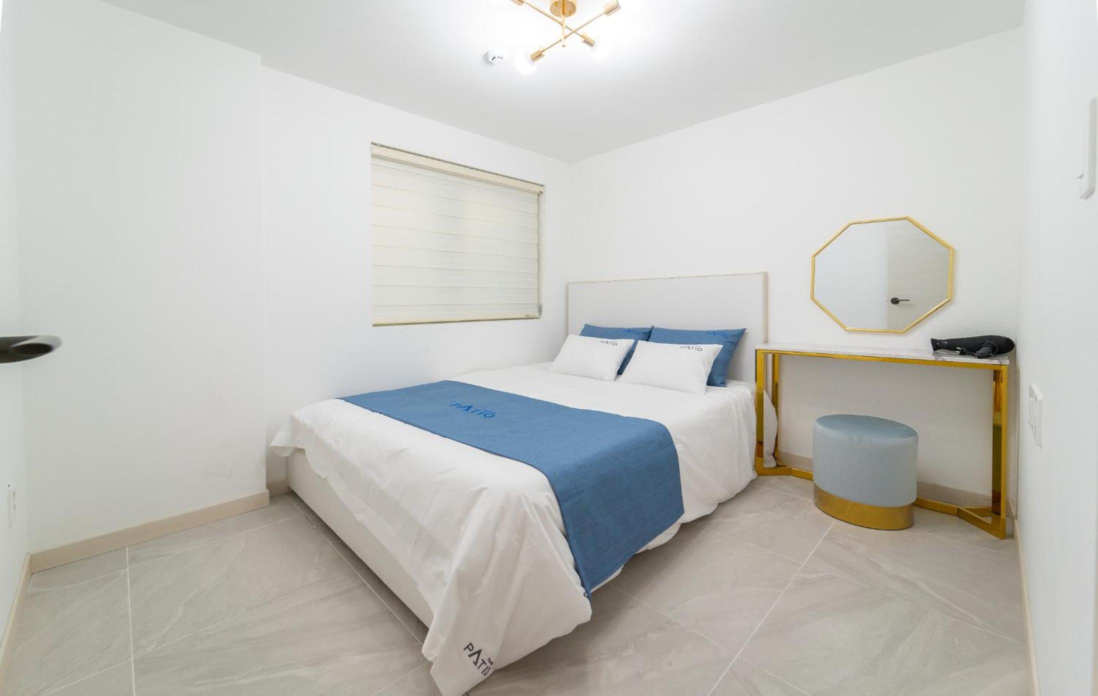 Villa with Private Pool - Photo 9