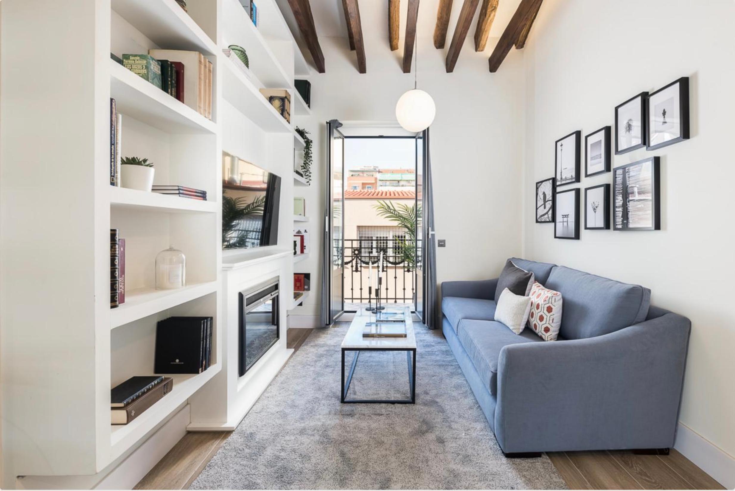 Two-Bedroom Deluxe Apartment with Balcony