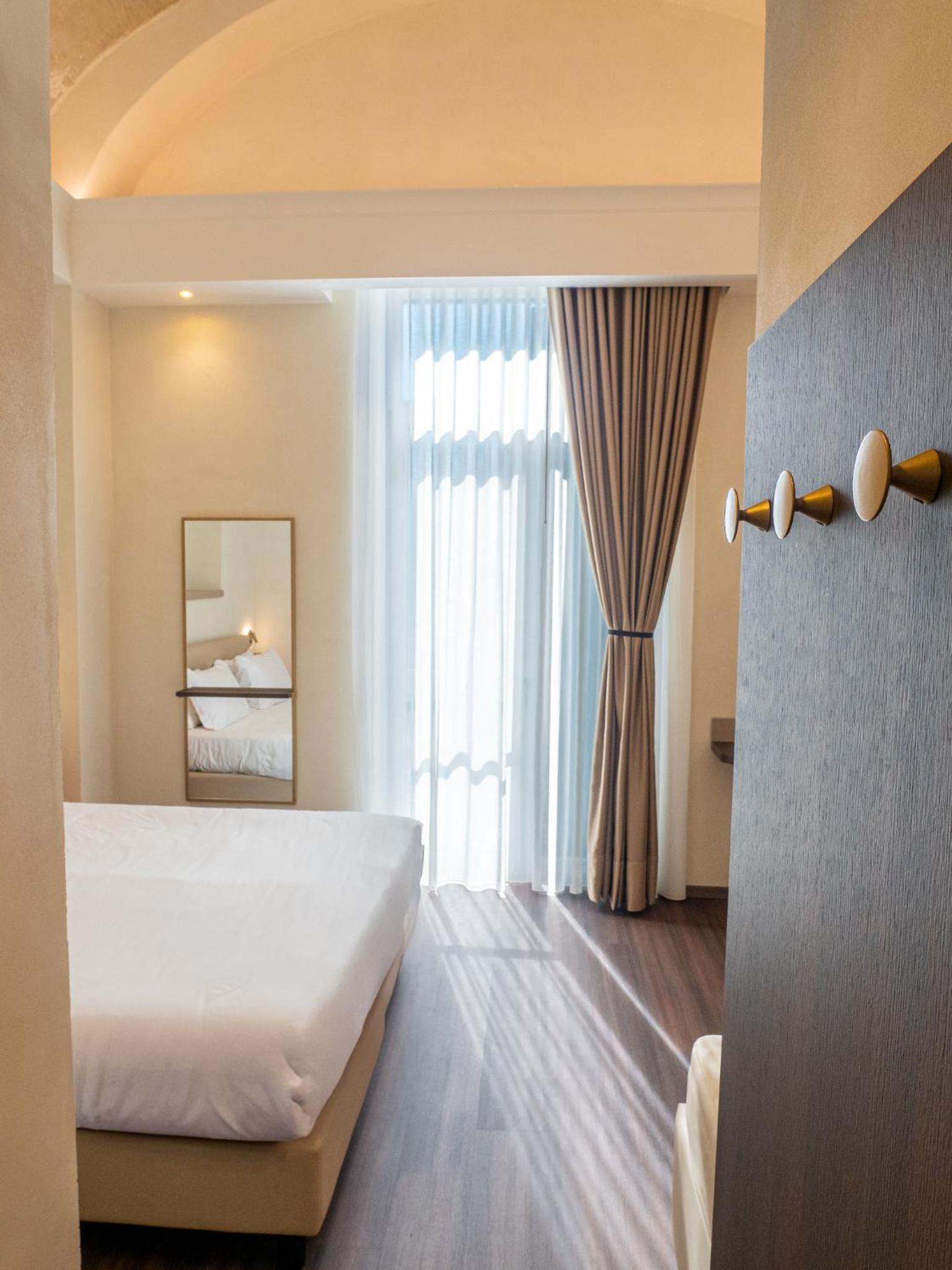 Superior Triple Room - Photo 2