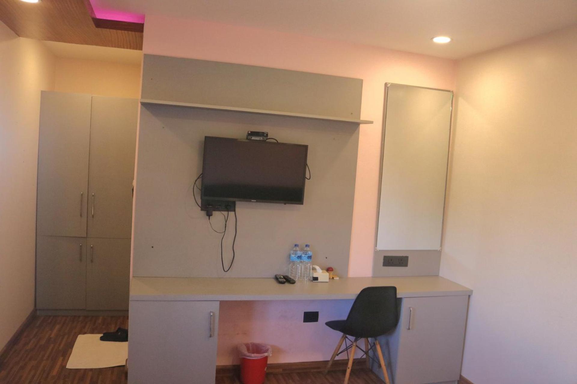 Deluxe Twin Room photo 3