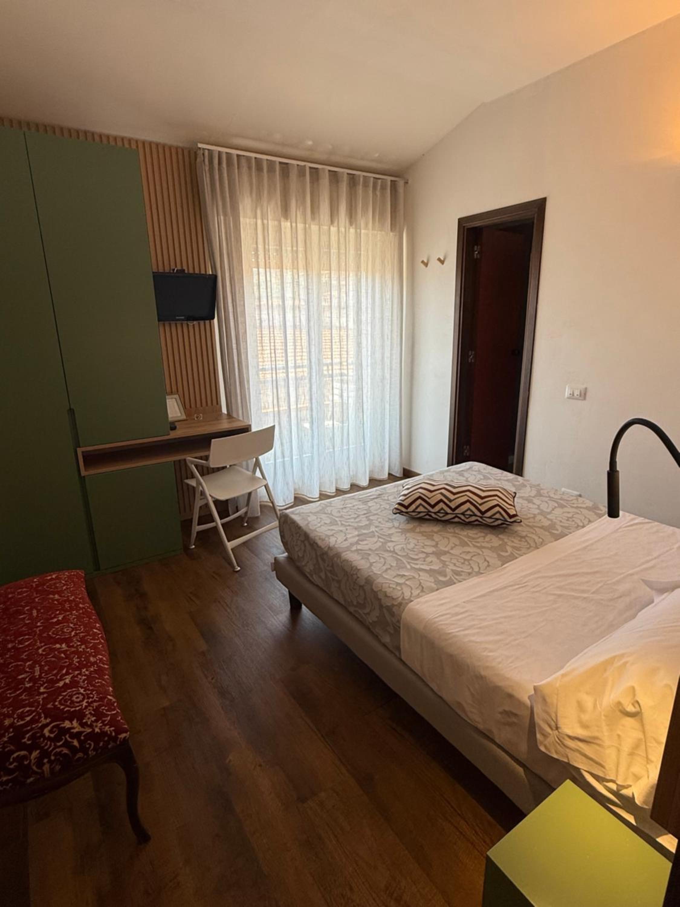 Budget Double Room photo 2