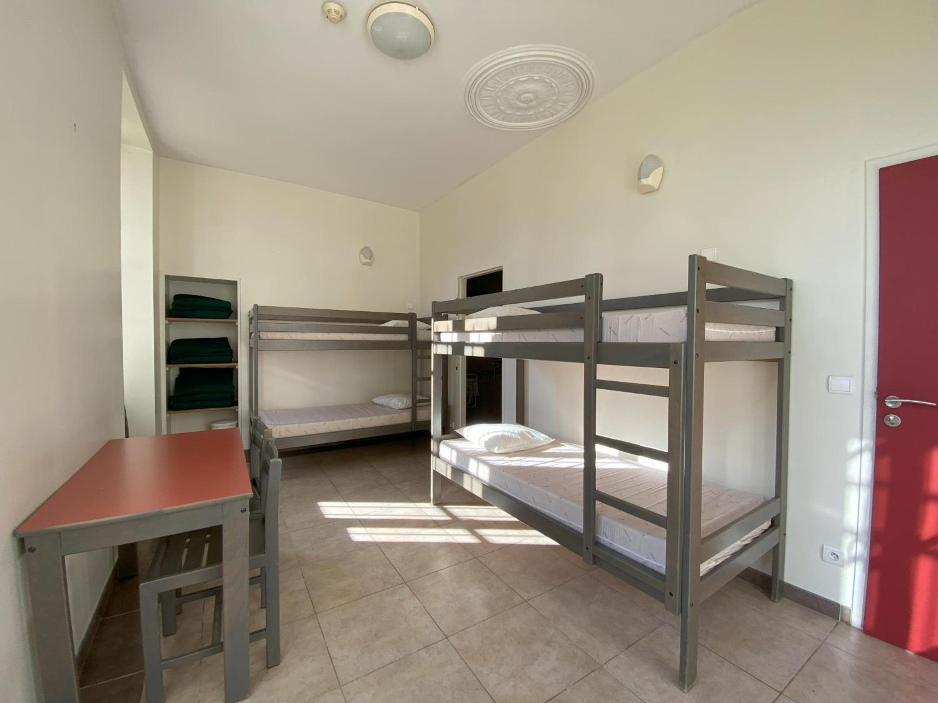 Single Bed in Dormitory Room photo 3