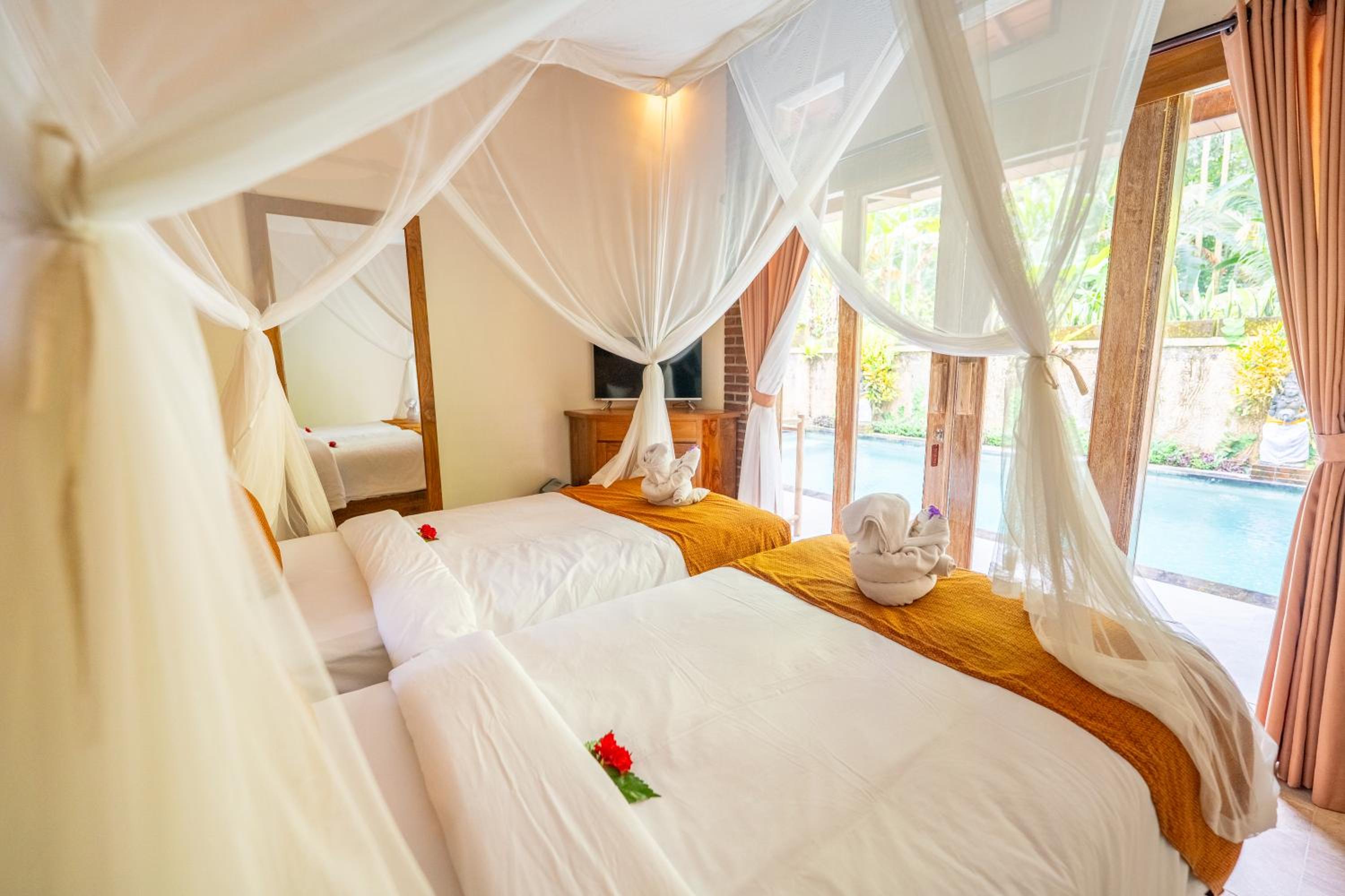 Two-Bedroom Villa - Photo 15