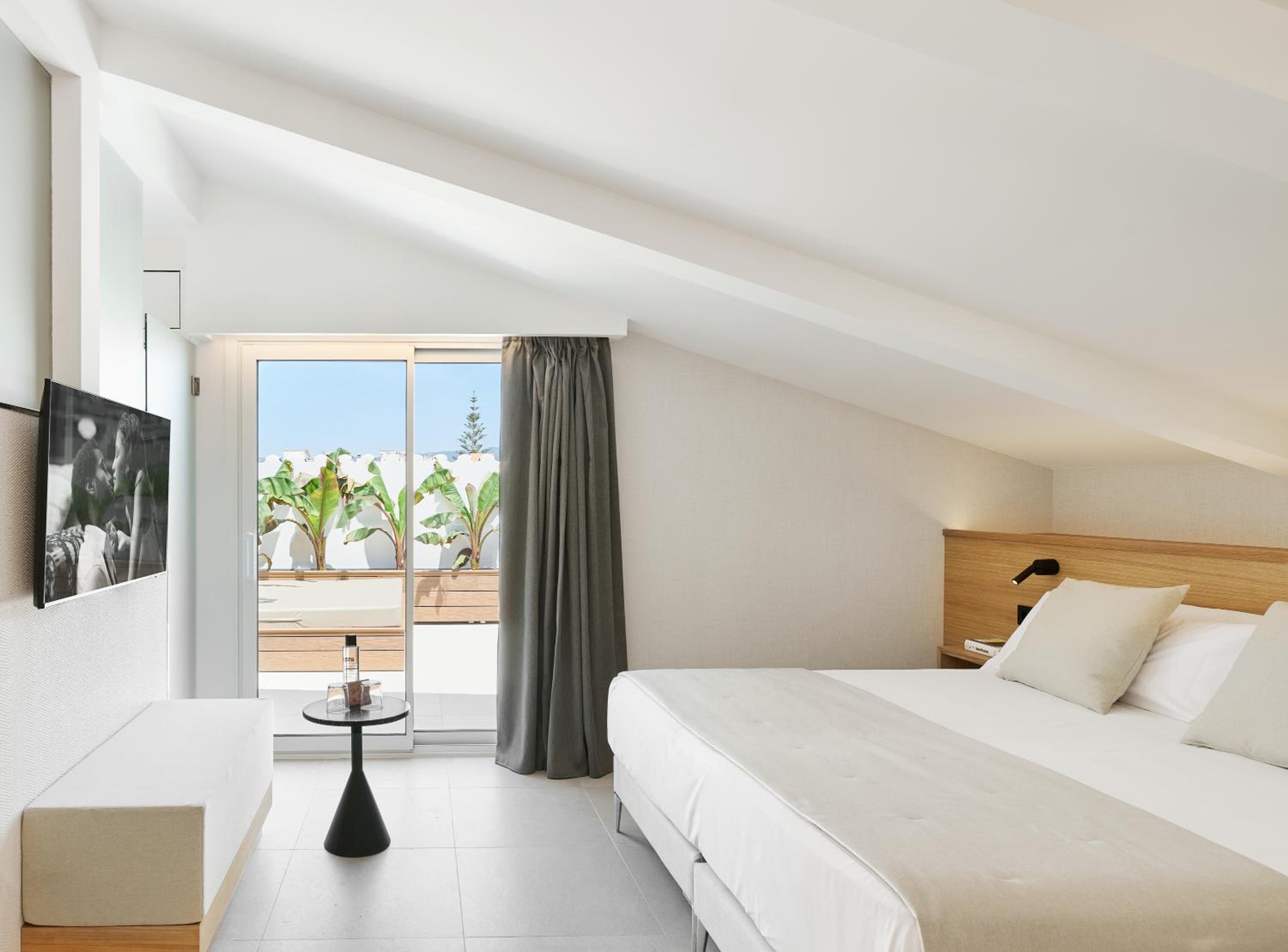 Superior Double or Twin Room with Terrace photo 1