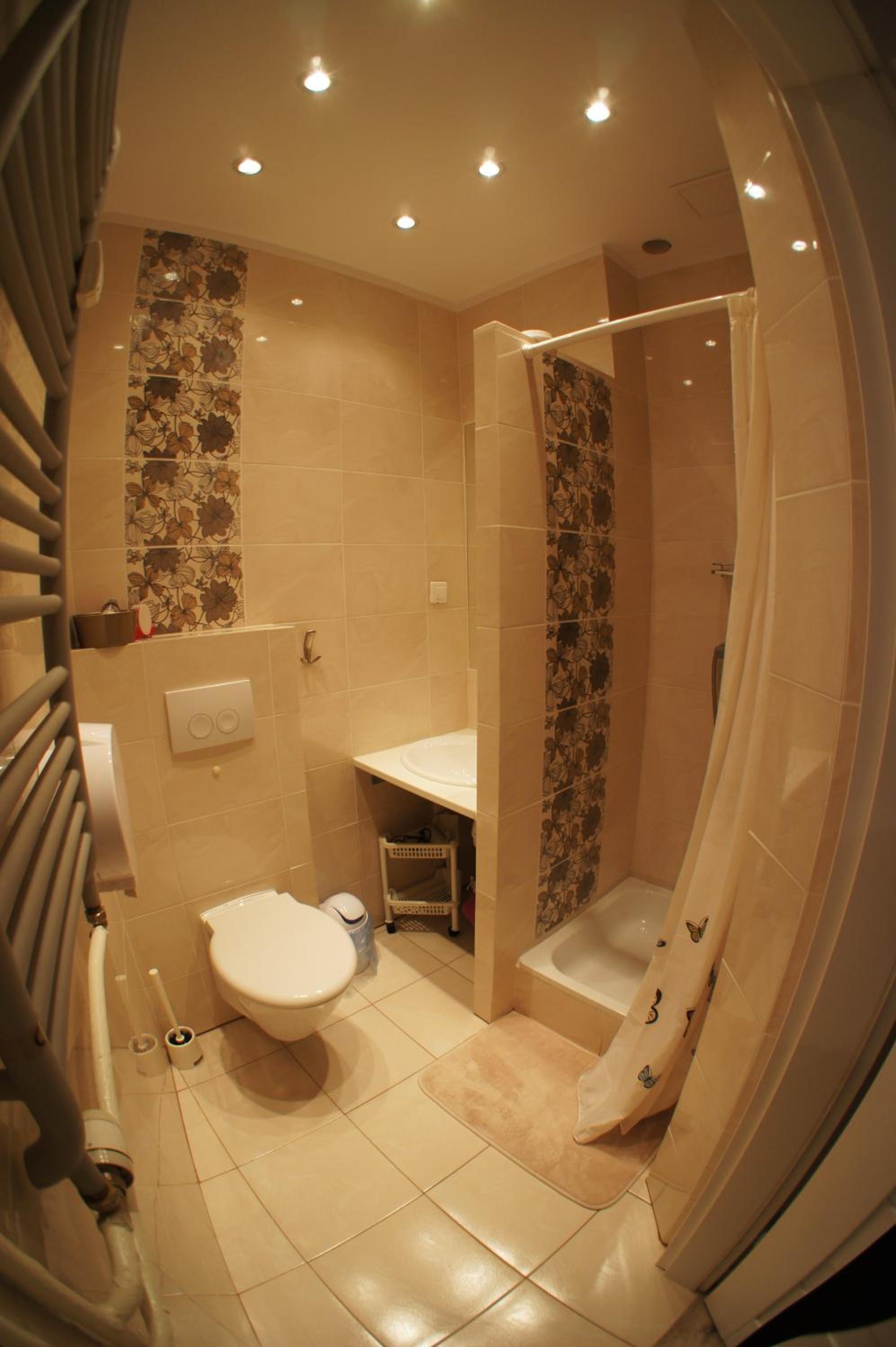 Two-Bedroom Apartment - Photo 8