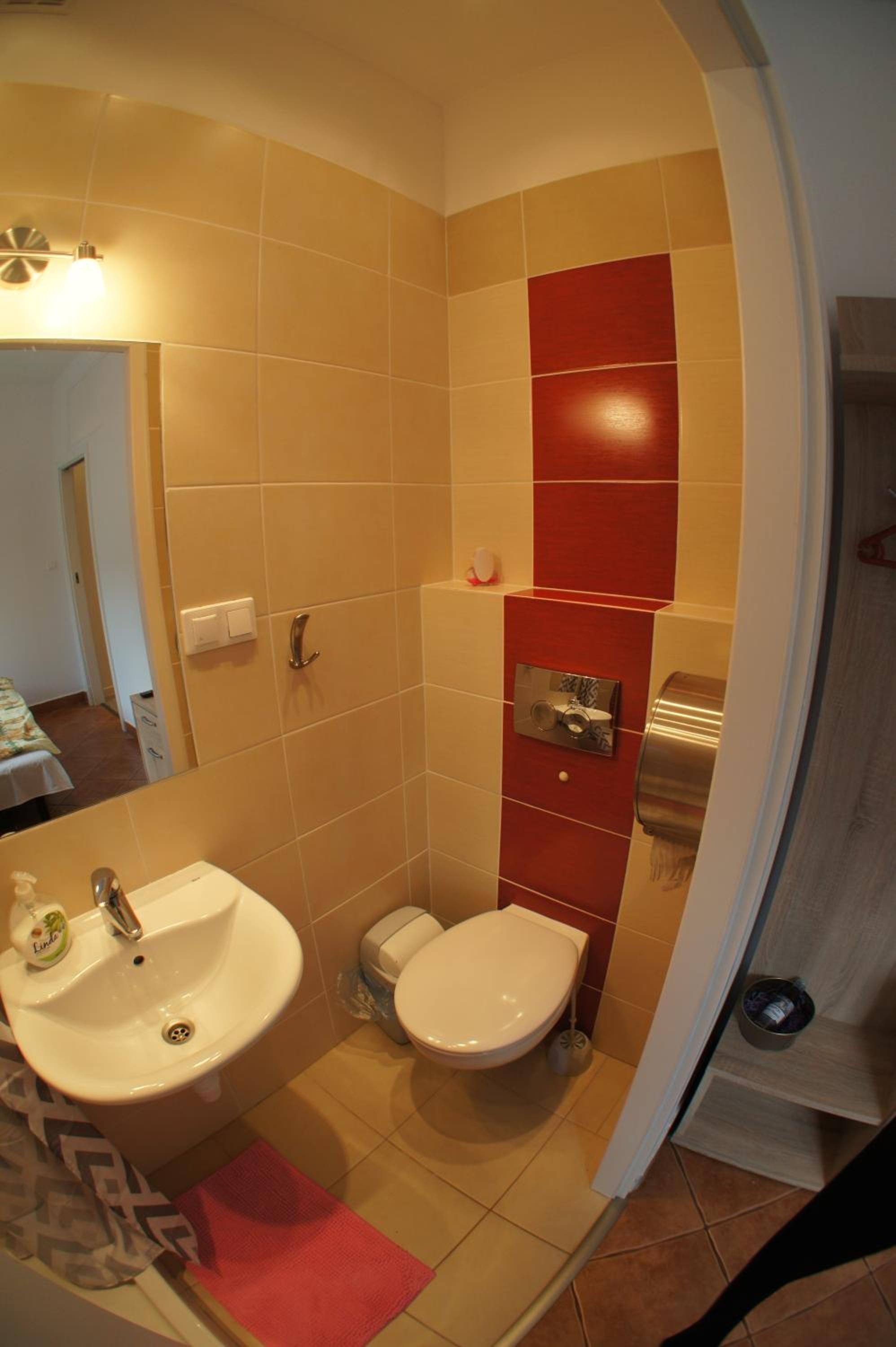 Two-Bedroom Apartment - Photo 5