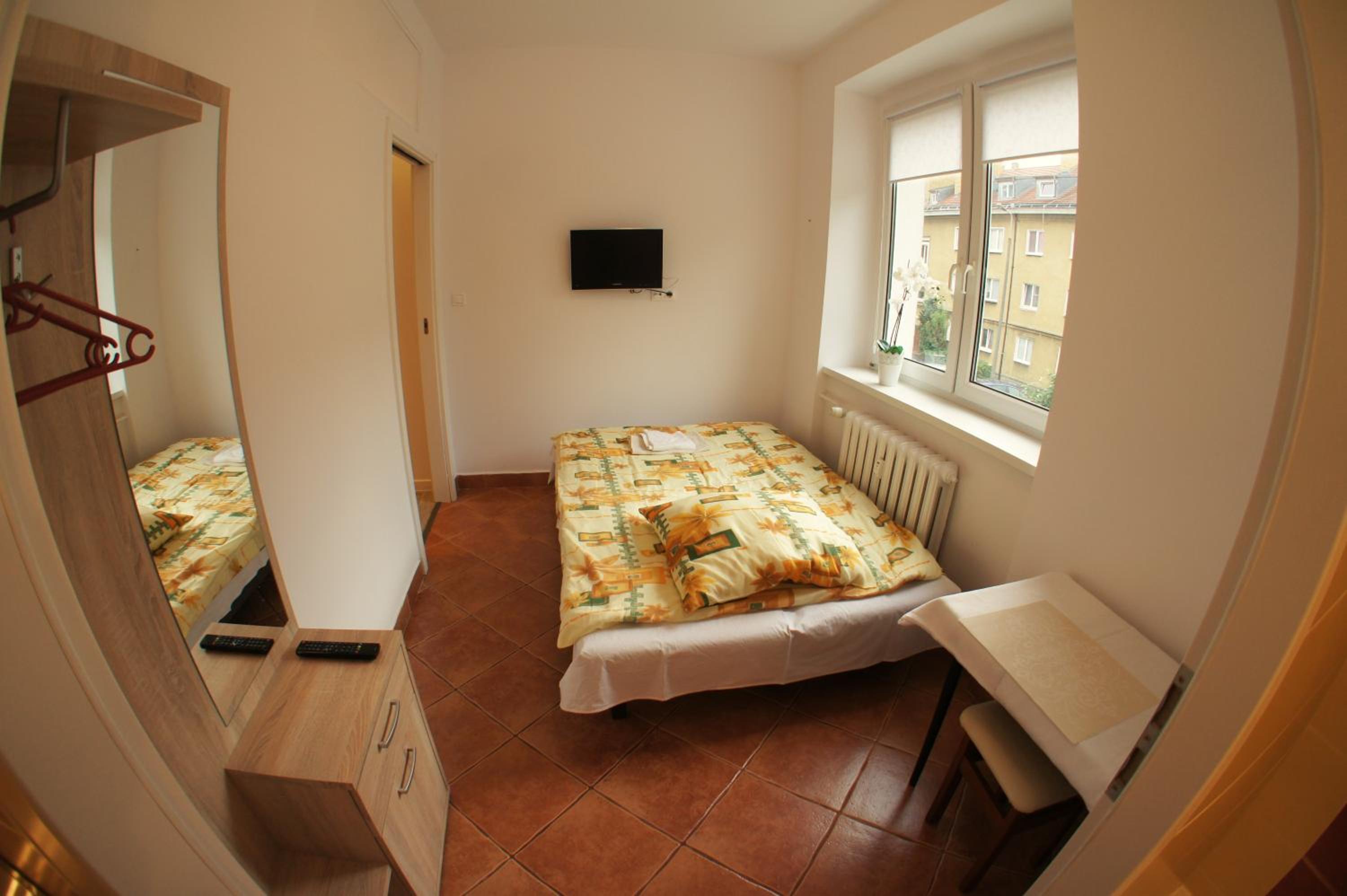 Two-Bedroom Apartment - Photo 4