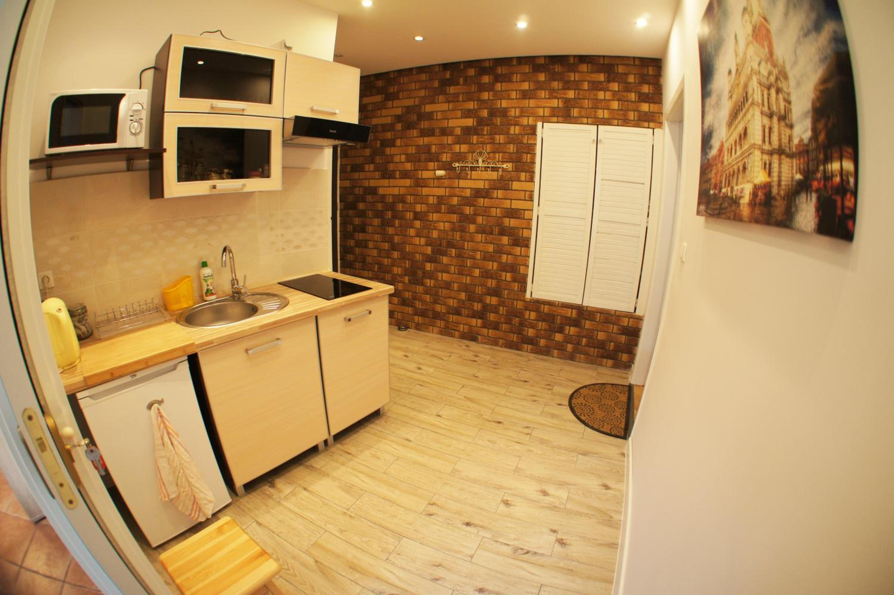 Two-Bedroom Apartment - Photo 3