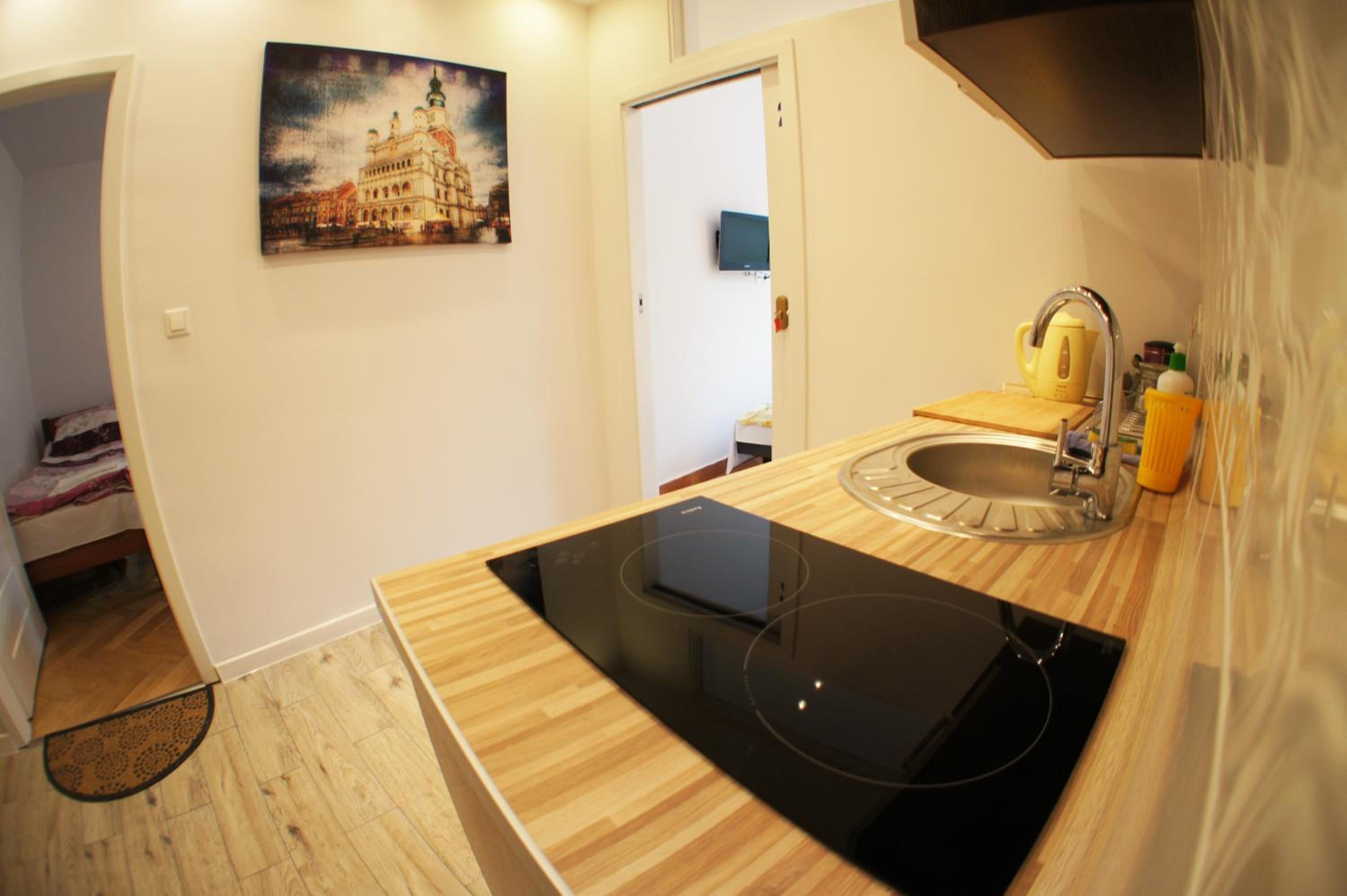 Two-Bedroom Apartment - Photo 18
