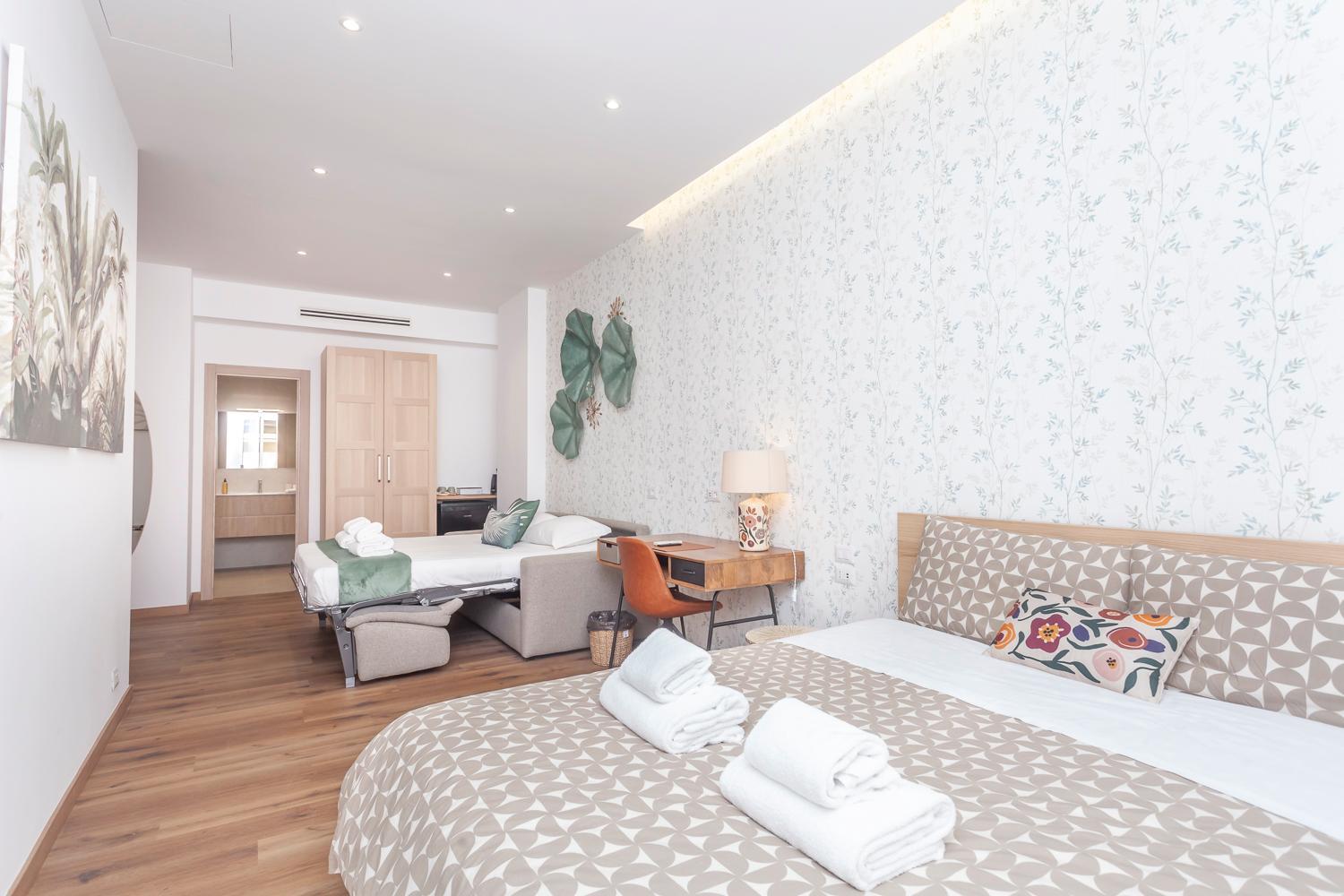 Family Room with Terrace photo 1
