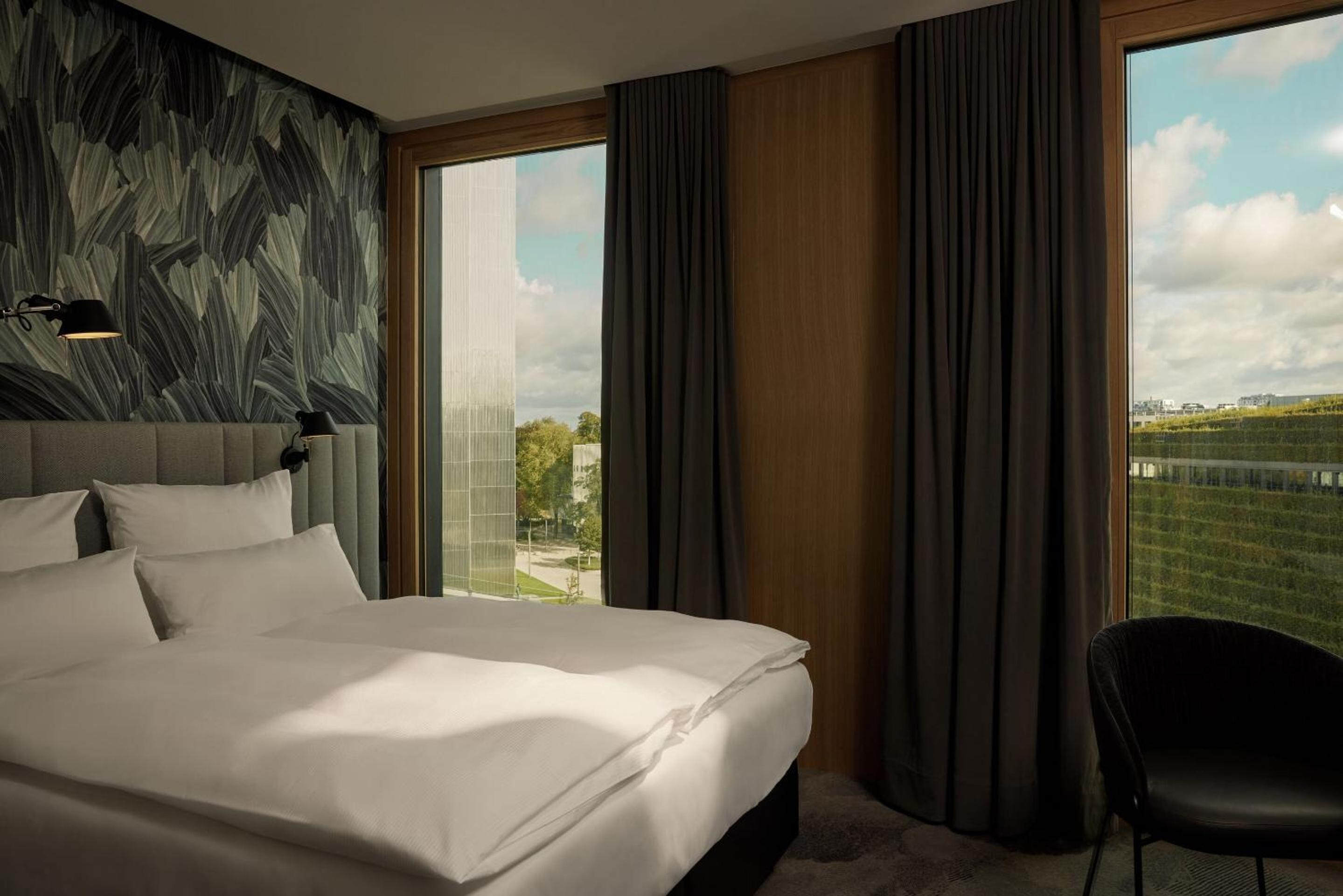 Double Room with View