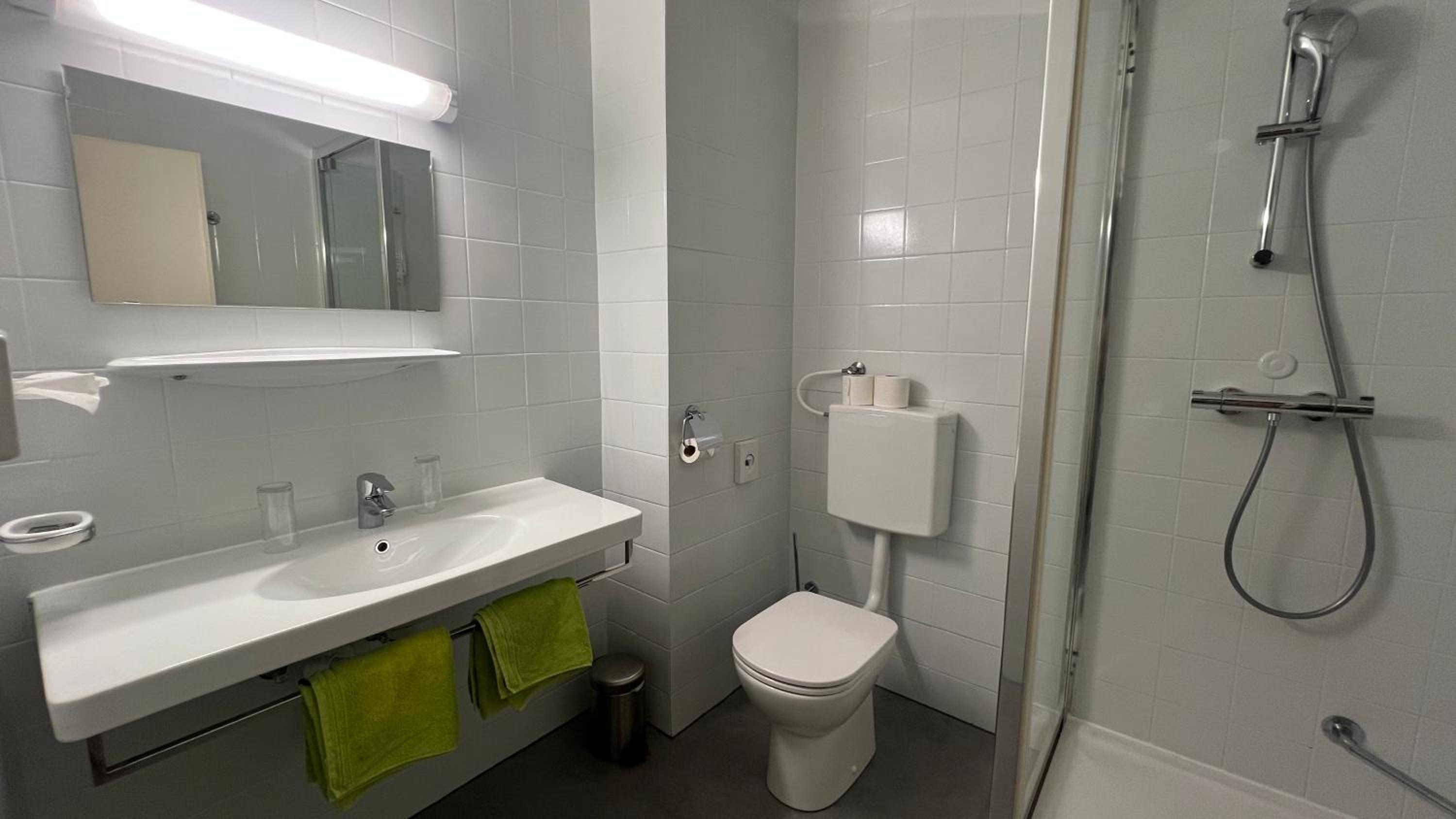 Business Double Room with Balcony photo 2