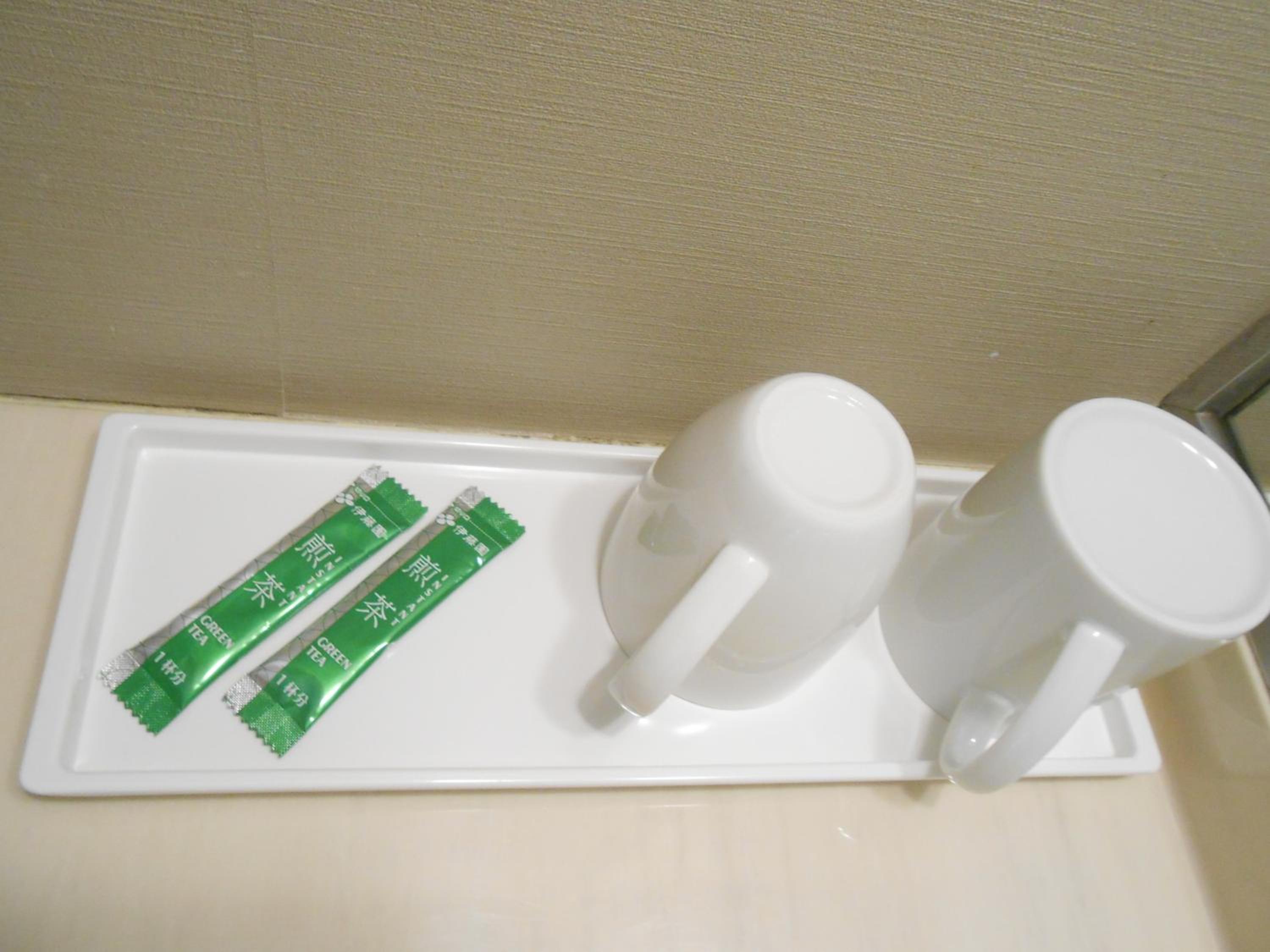 Twin Room - Non-Smoking photo 2