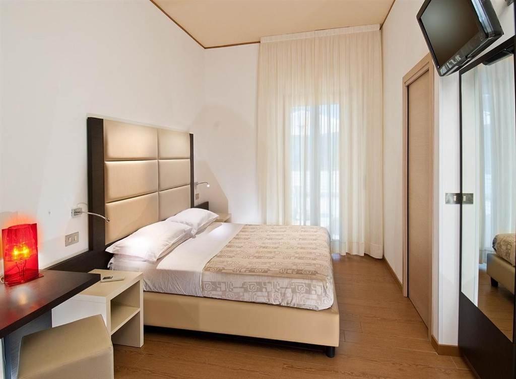 Deluxe Double Room with Sea View