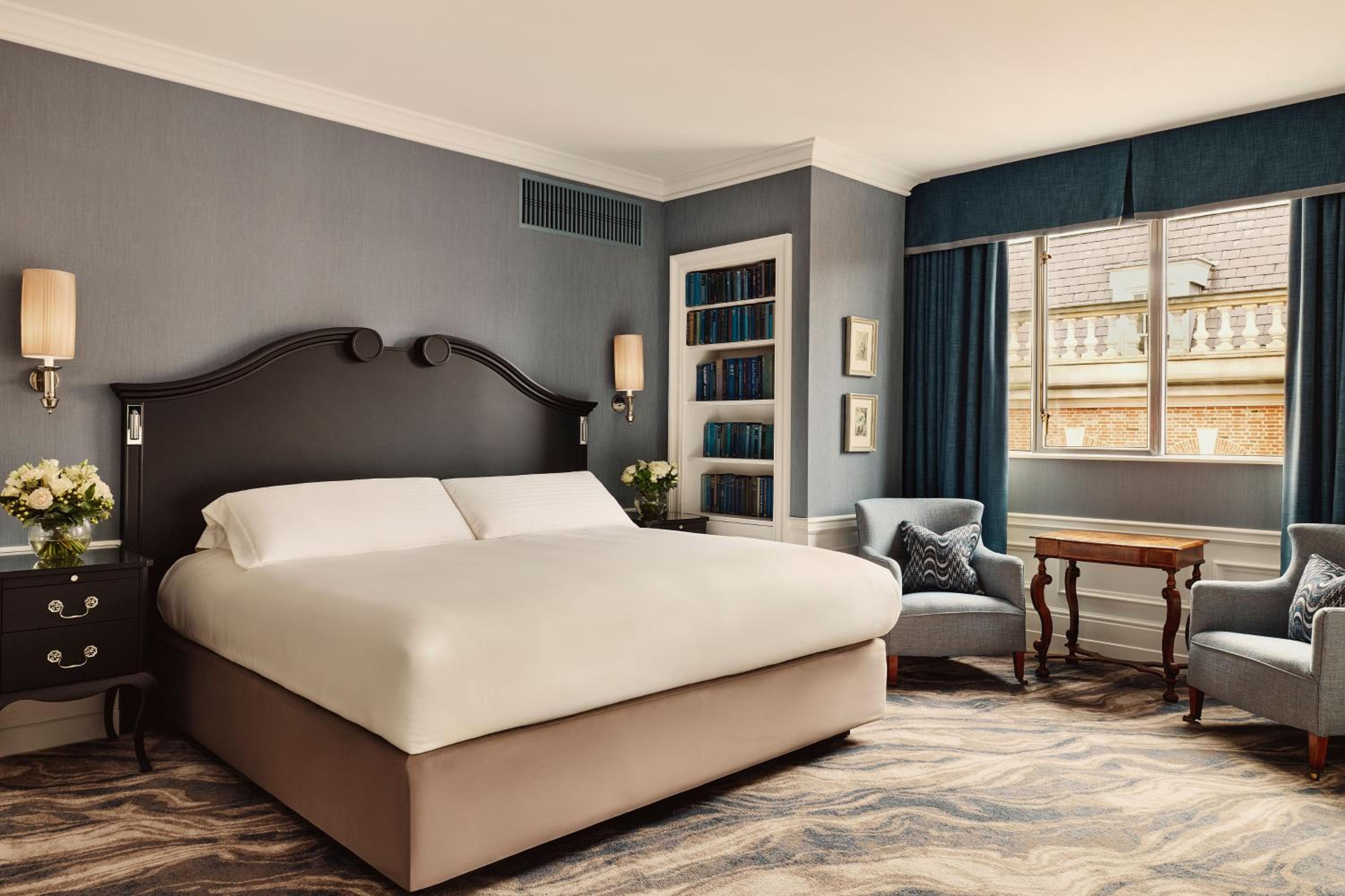 Connaught Suite photo 2