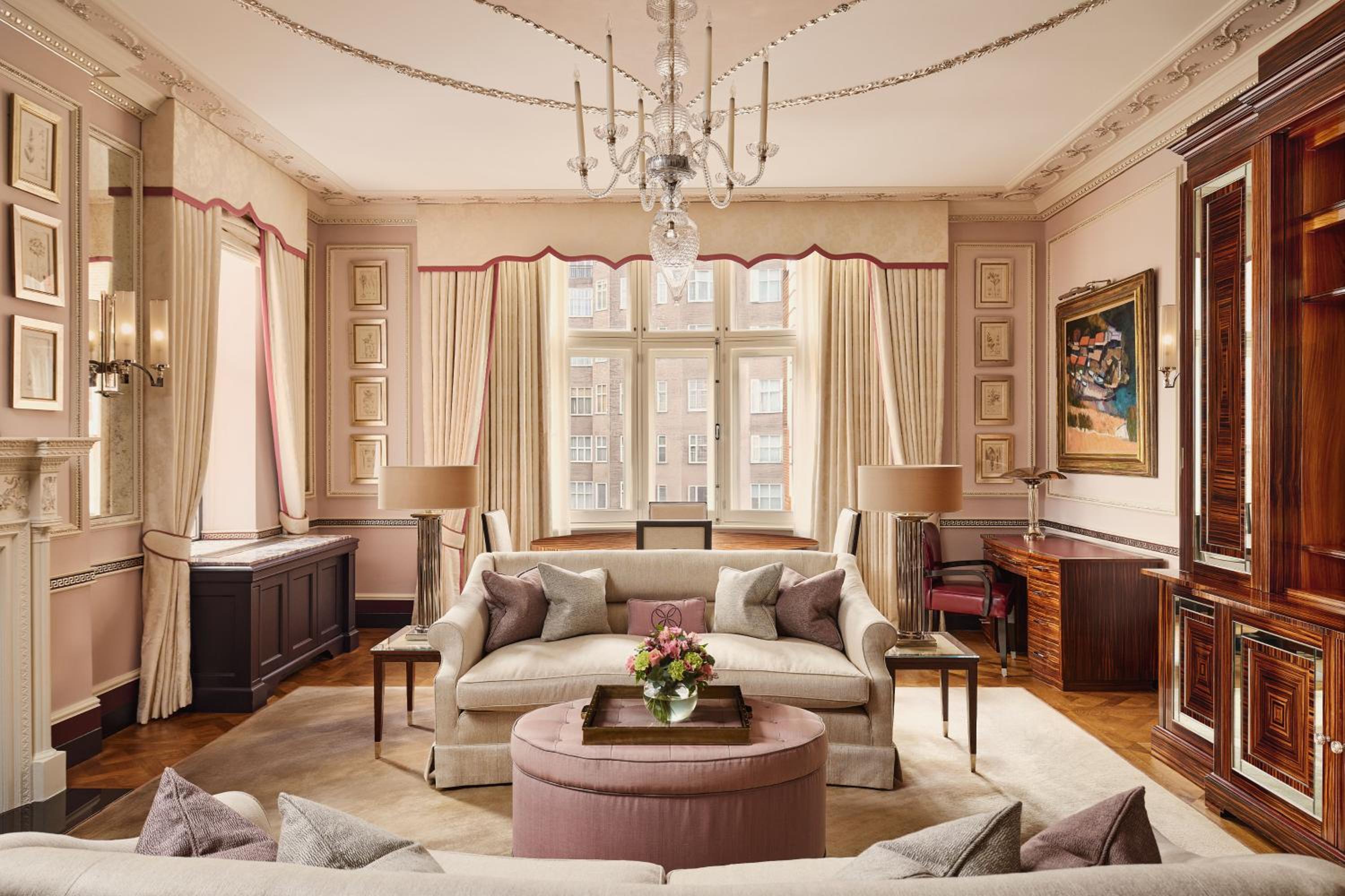 Sutherland Suite photo 1