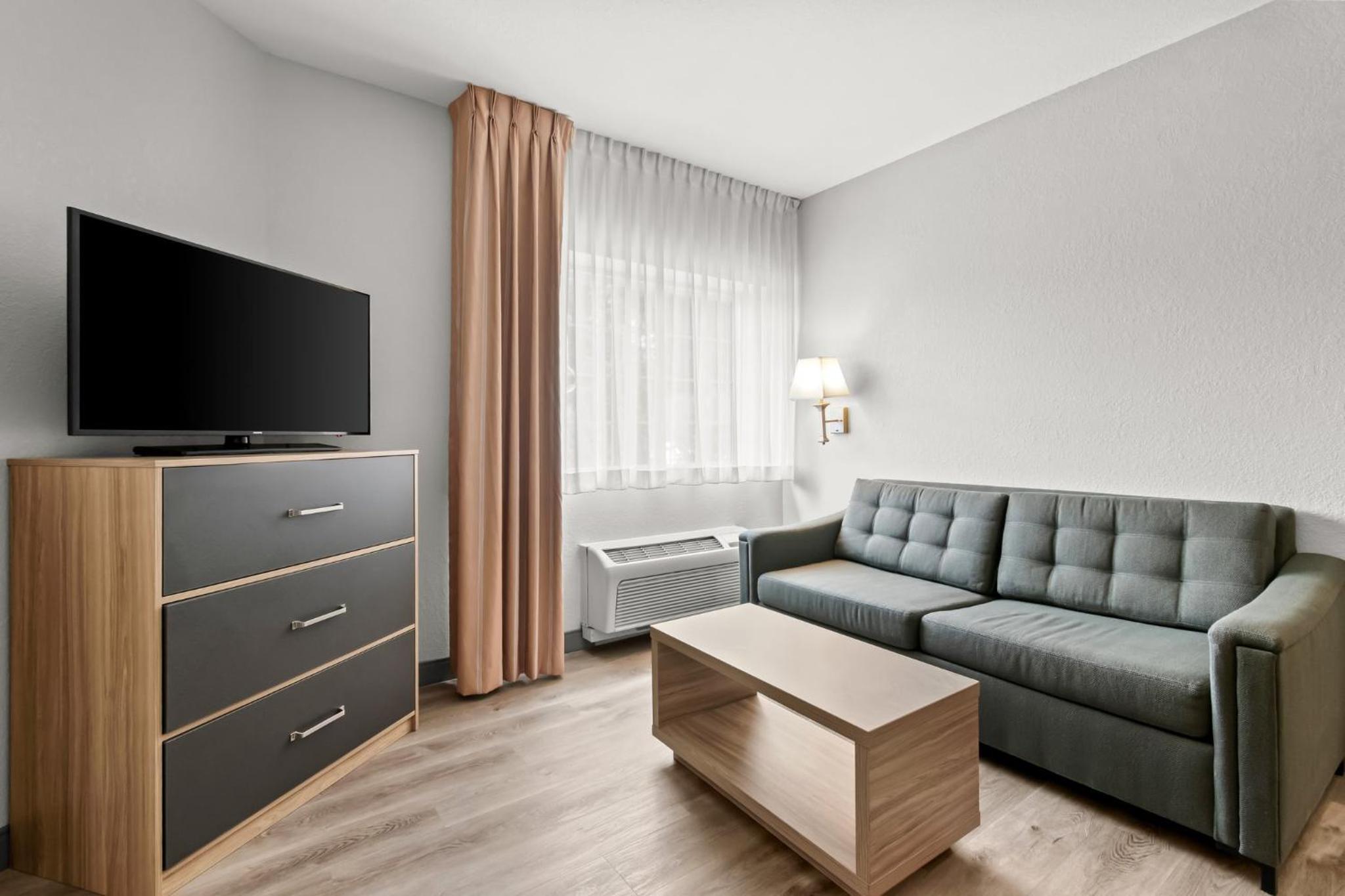 One-Bedroom King Suite - Photo 1